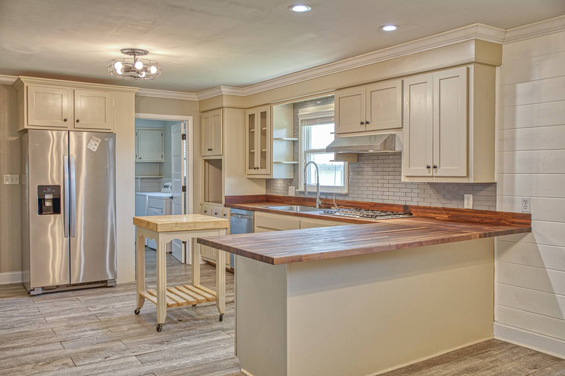 858 Greenland Ave, Cookeville, TN 38501