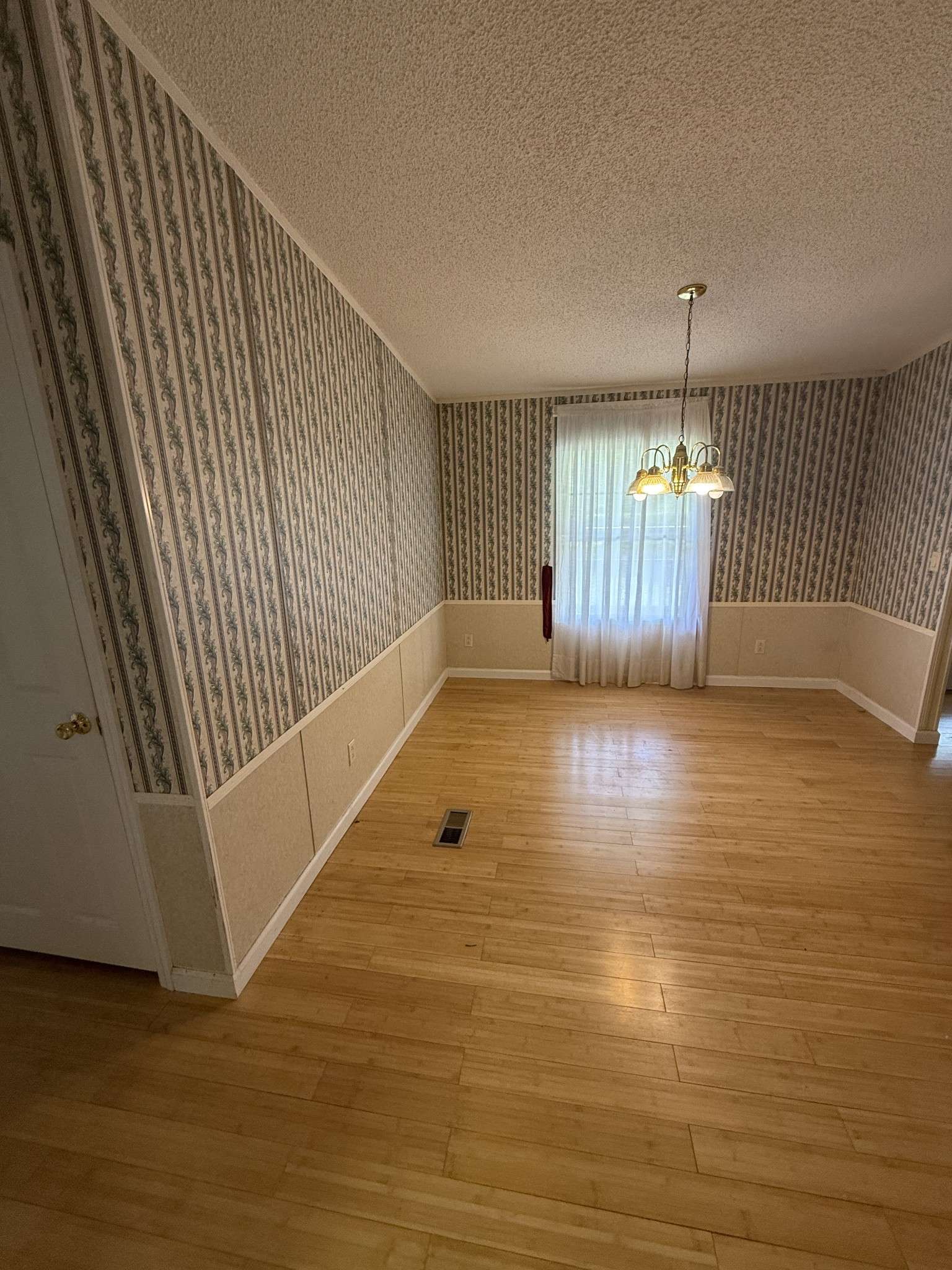 1791 W Valley Rd, Whitwell, TN 37397