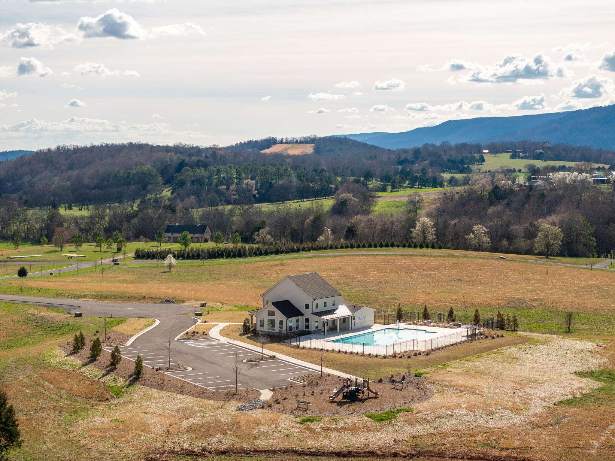 55 River Ridge Drive, Dunlap, TN 37327
