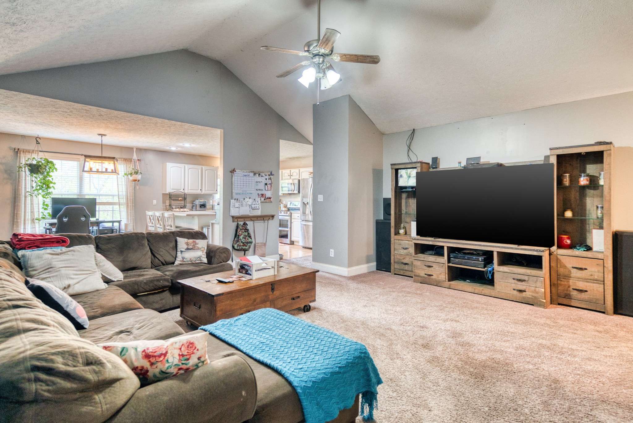 781 Claw Ct, Hopkinsville, KY 42240