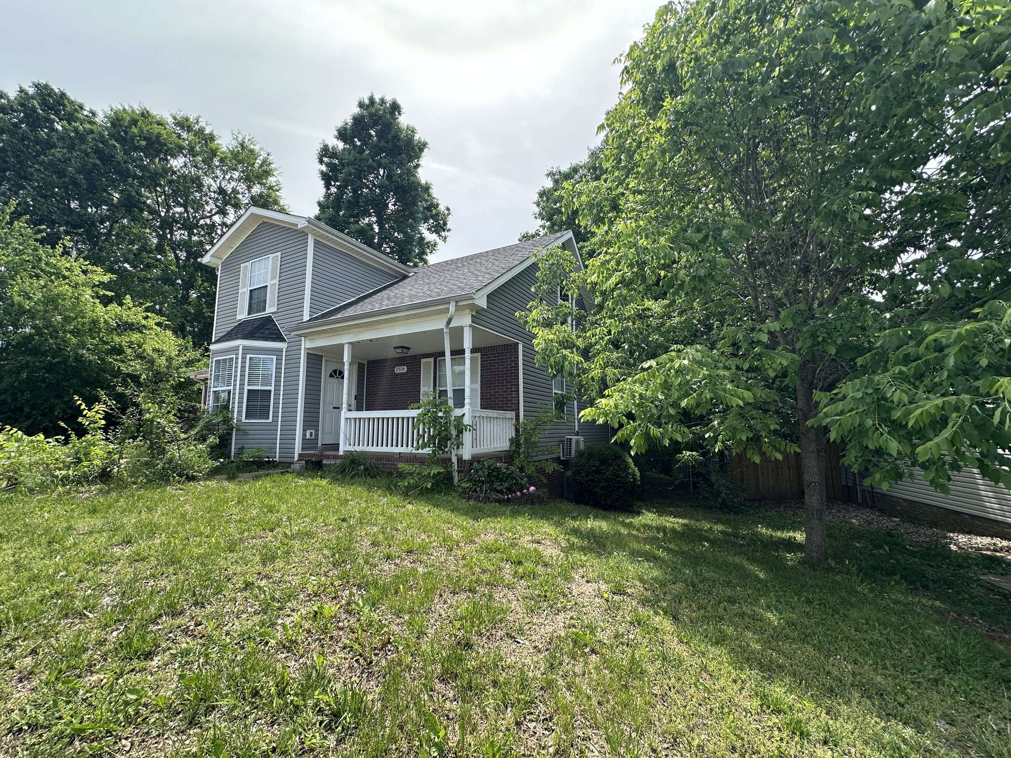 2504 Rafiki Dr, Clarksville, TN 37042
