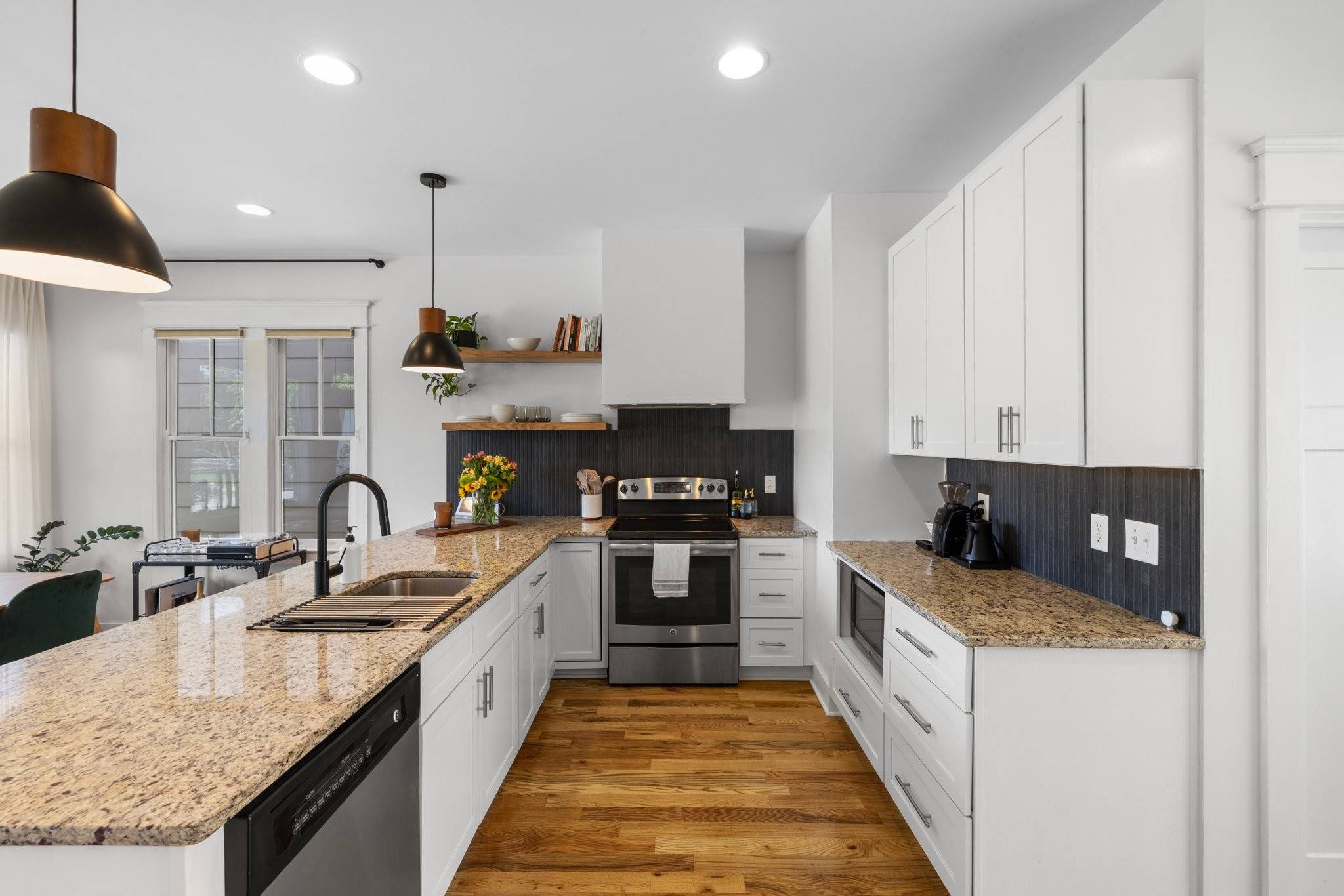 1501B 9th Ave #N, Nashville, TN 37208