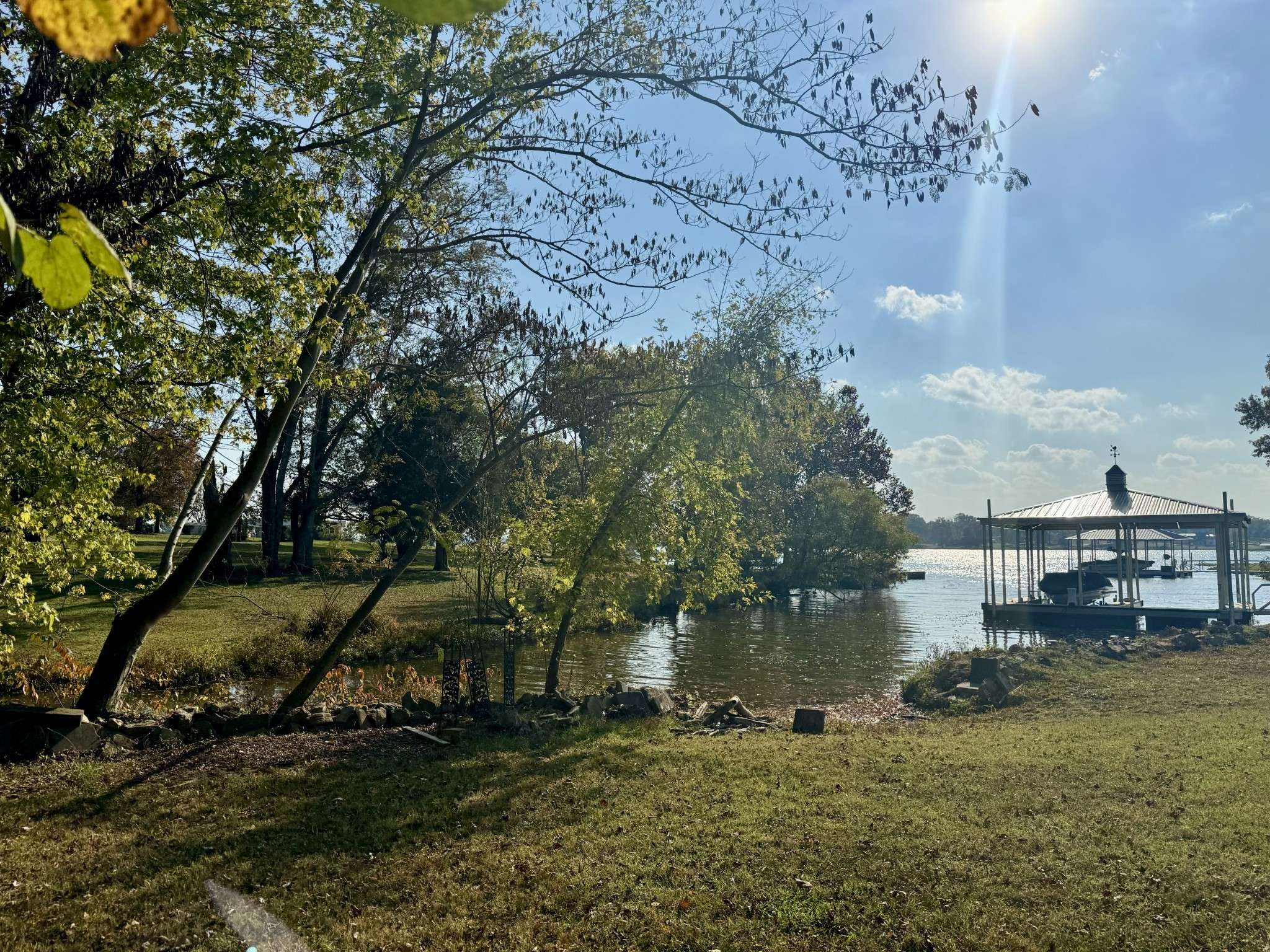216 Cherokee Rd, Hendersonville, TN 37075