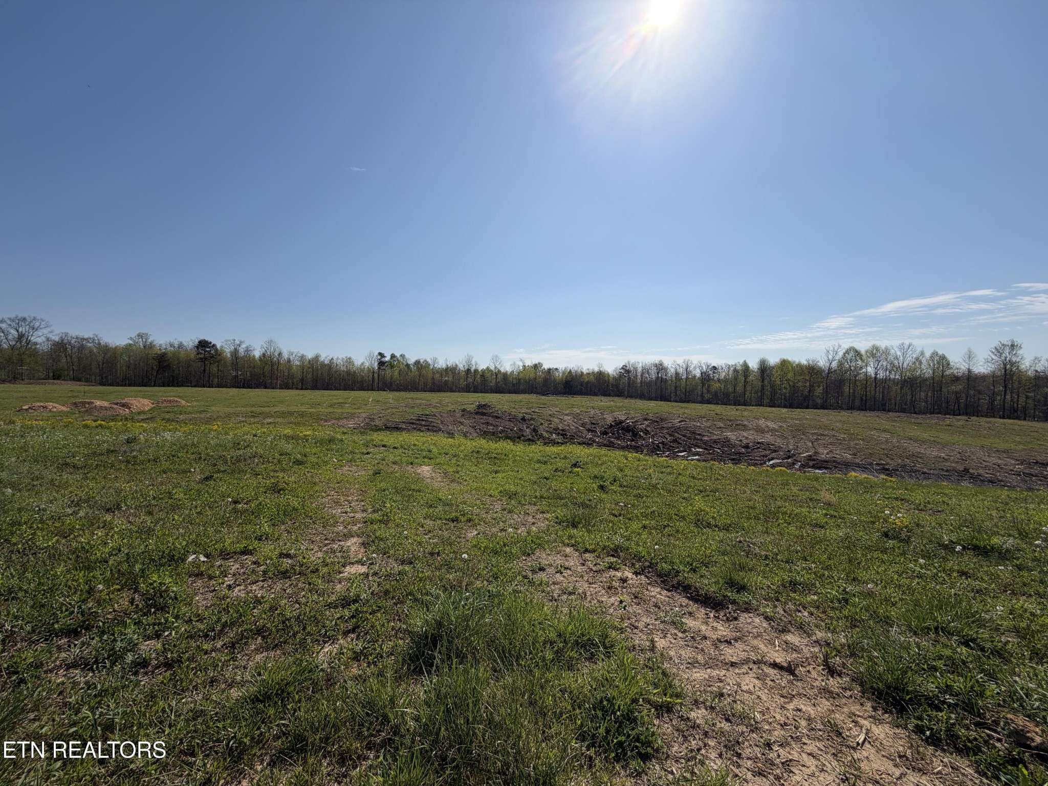532 White Oak Rd, Jamestown, TN 38556