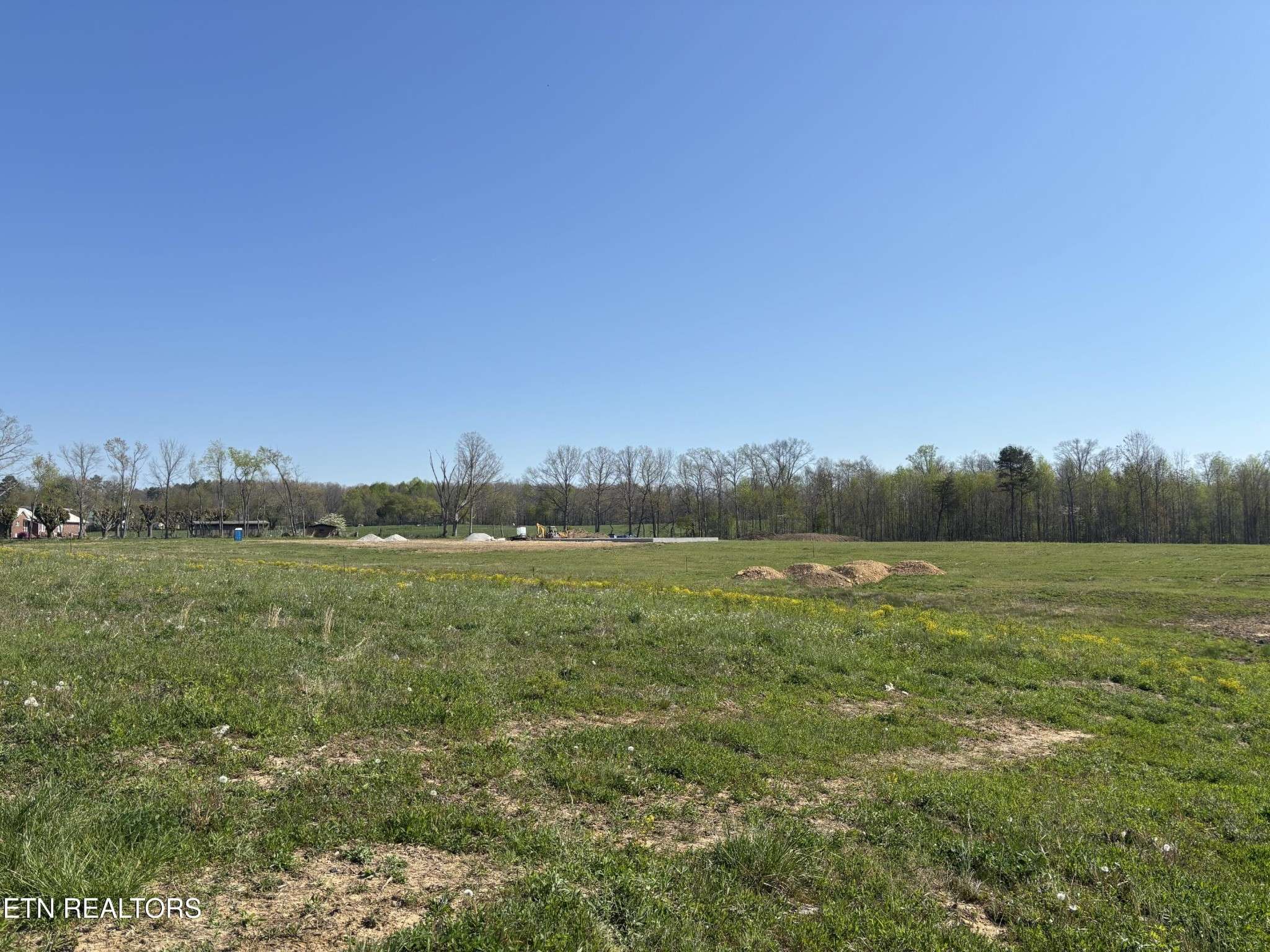 532 White Oak Rd, Jamestown, TN 38556