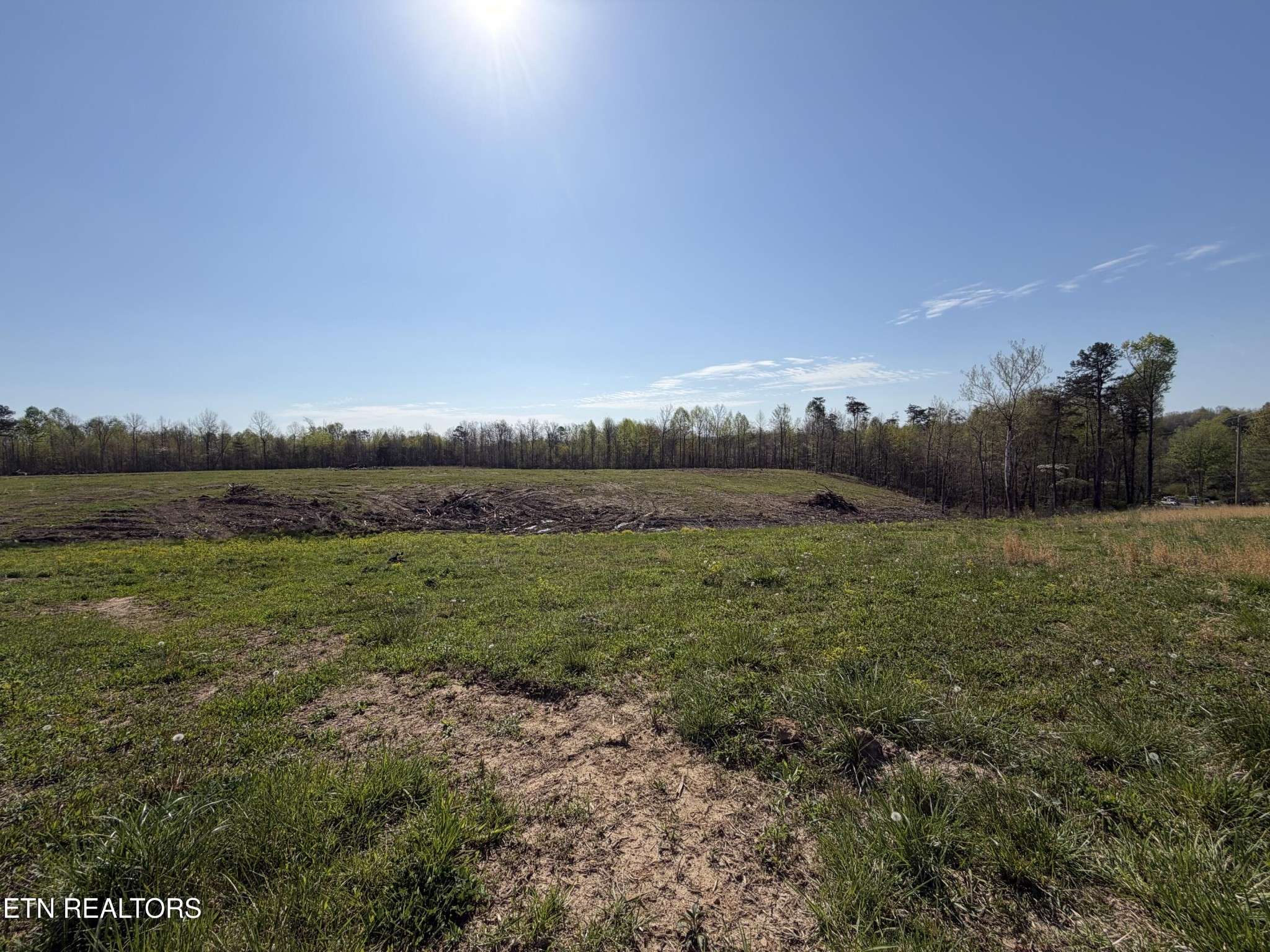 532 White Oak Rd, Jamestown, TN 38556