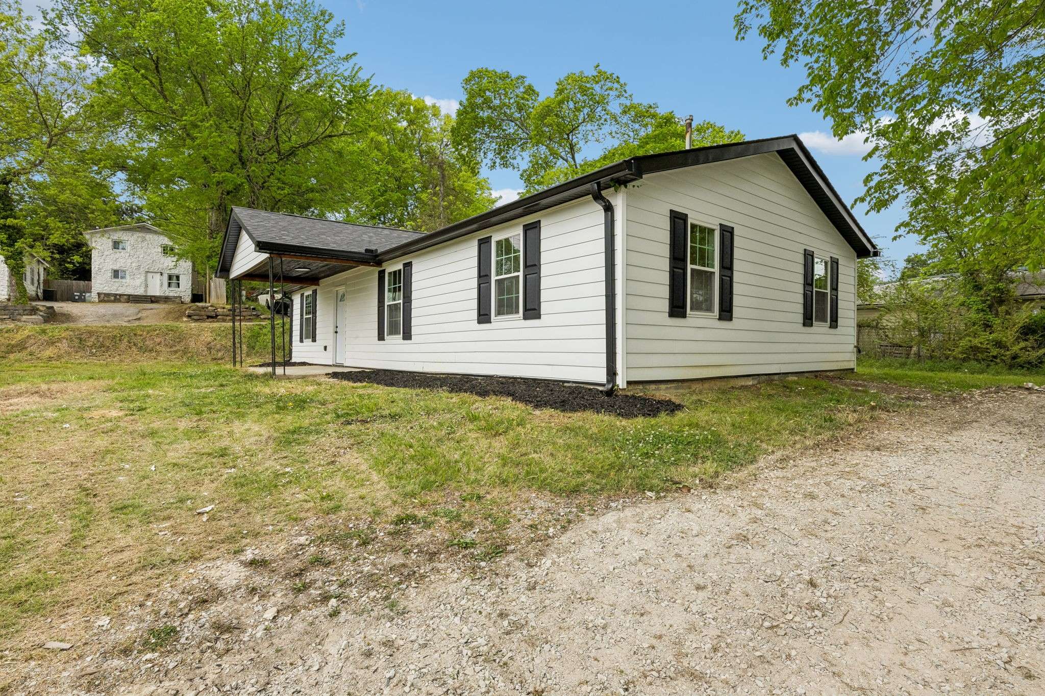 330 W Washington St, Pulaski, TN 38478