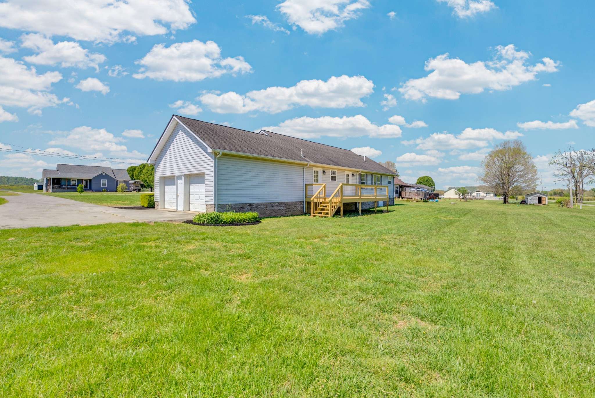 199 Tomahawk Ln, Doyle, TN 38559