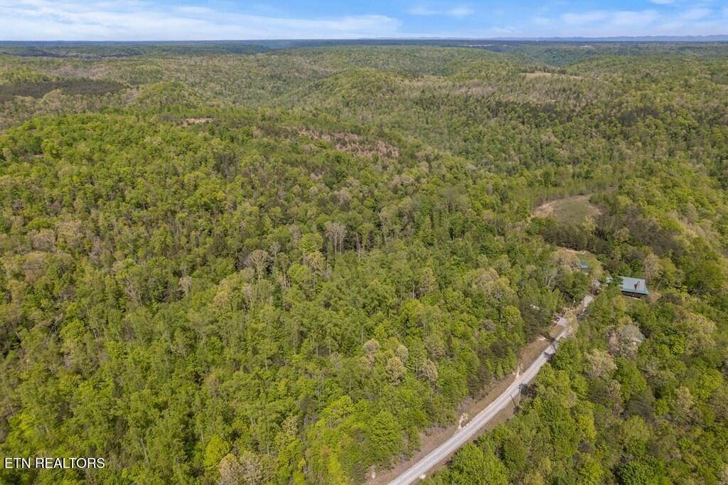35309 Highland Ridge Tr, Crawford, TN 38554