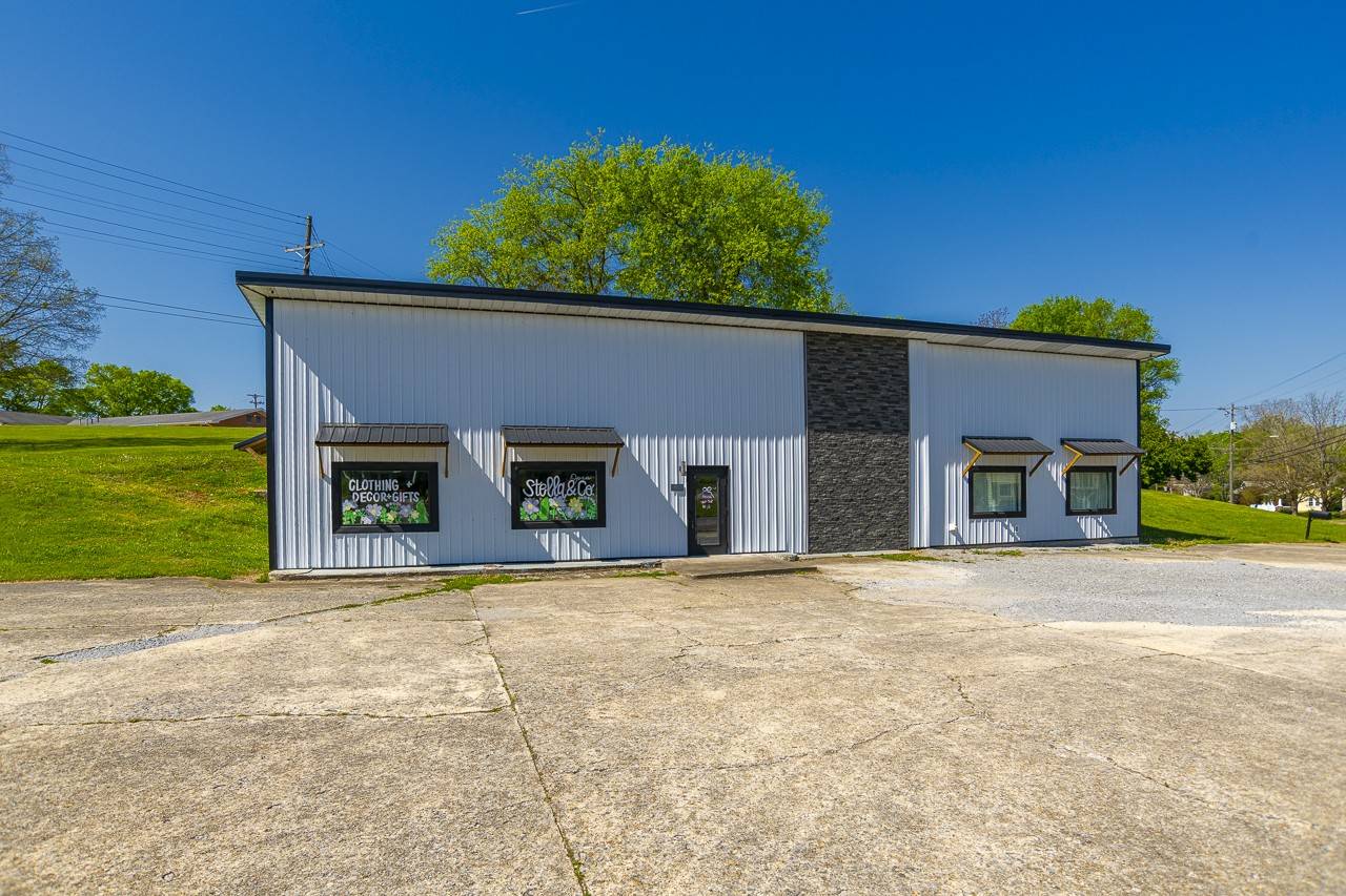 806 Washington St #W, Fayetteville, TN 37334