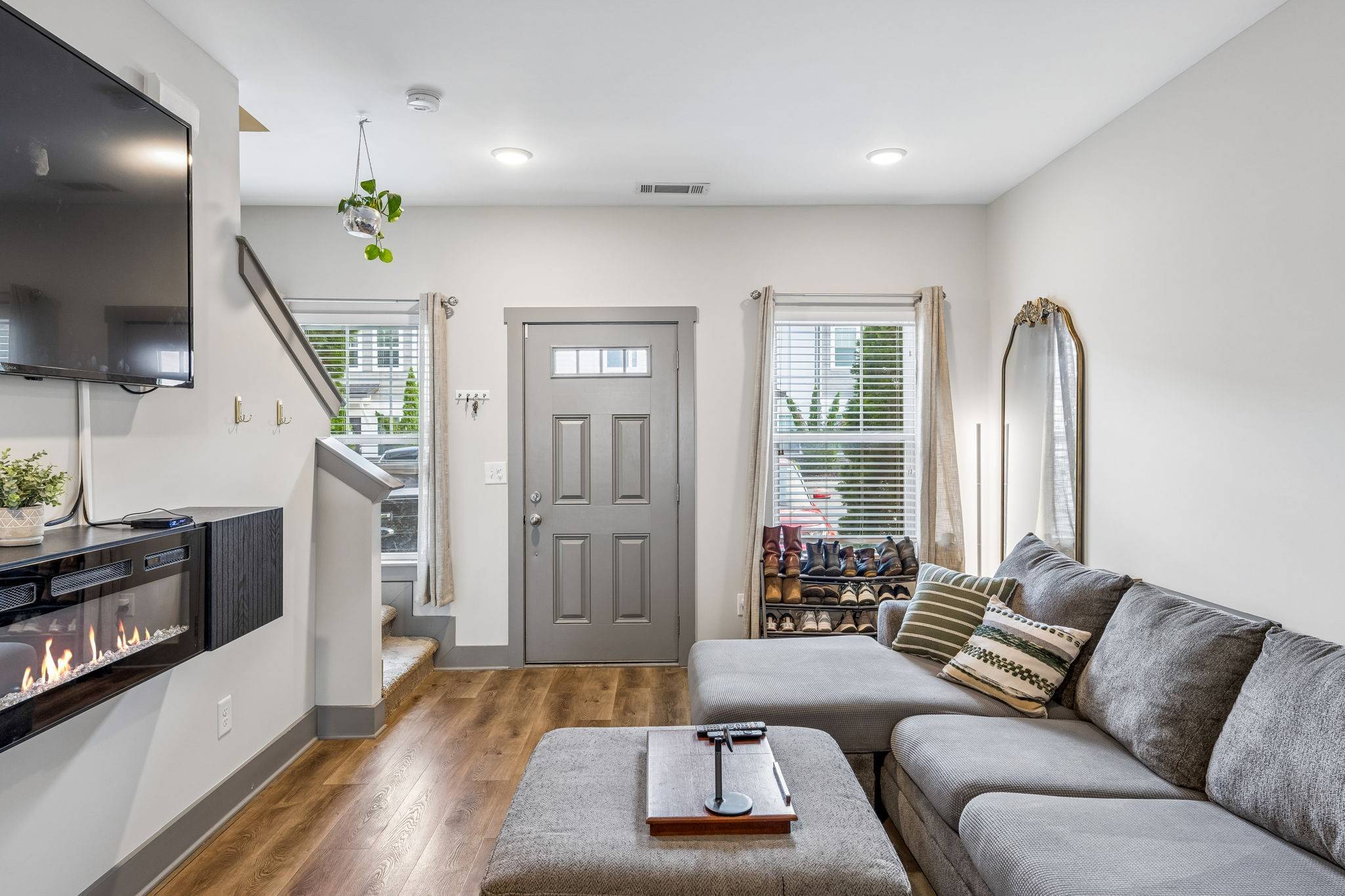 680 Bristol Creek Dr, Nashville, TN 37221