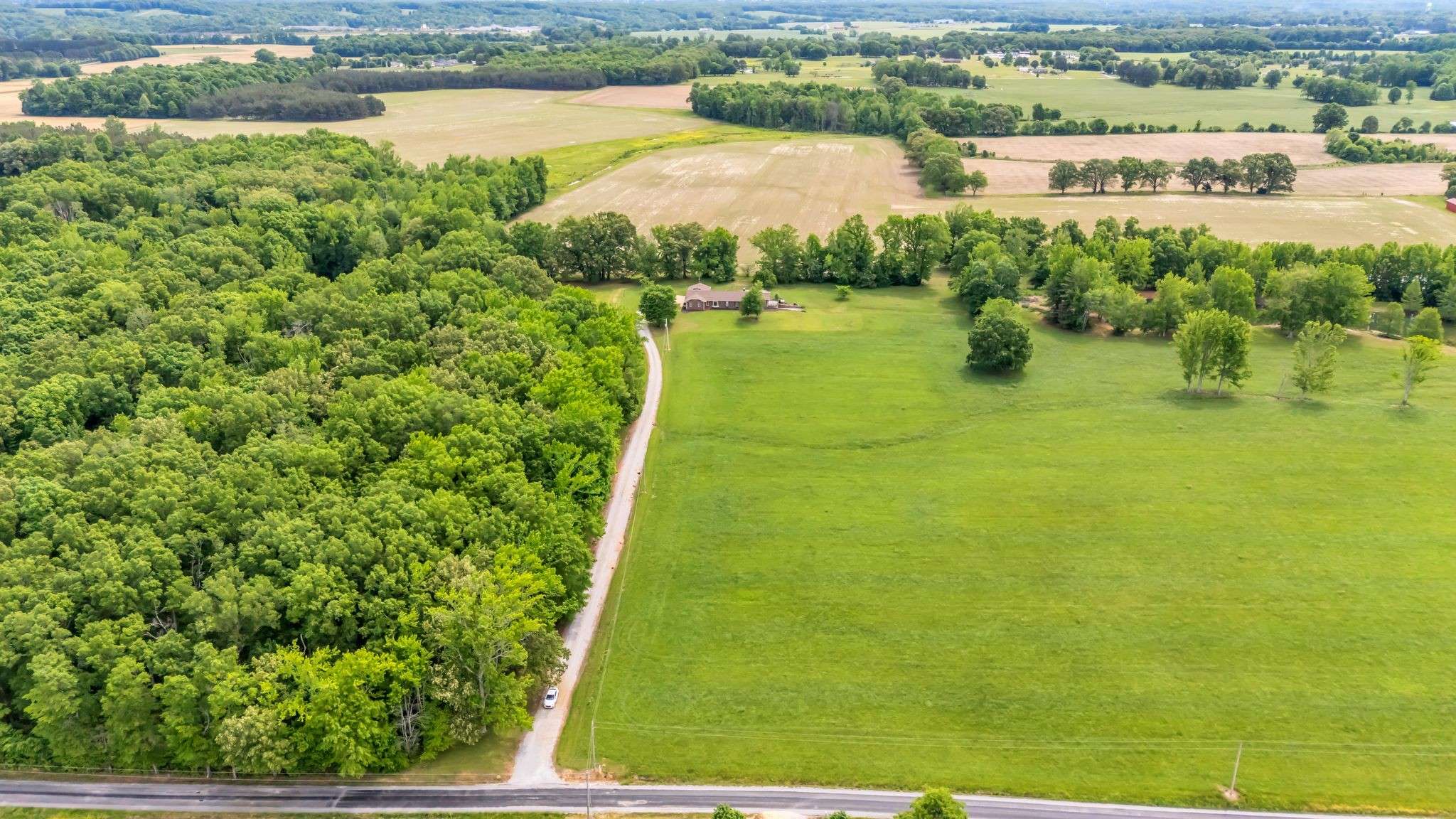 28 Ok Rd, Lawrenceburg, TN 38464