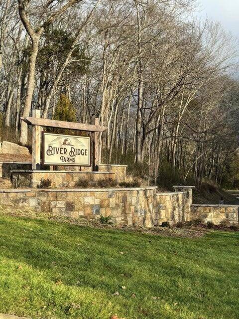 98 River Ridge Drive, Dunlap, TN 37327
