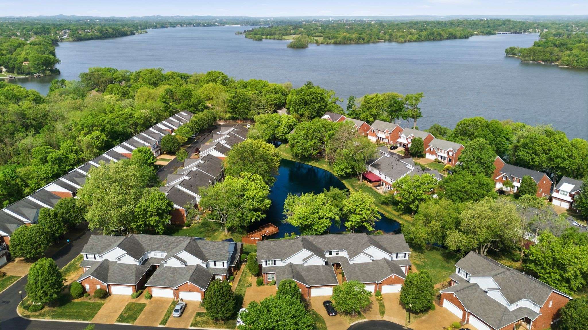 231 Green Harbor Rd #93, Old Hickory, TN 37138