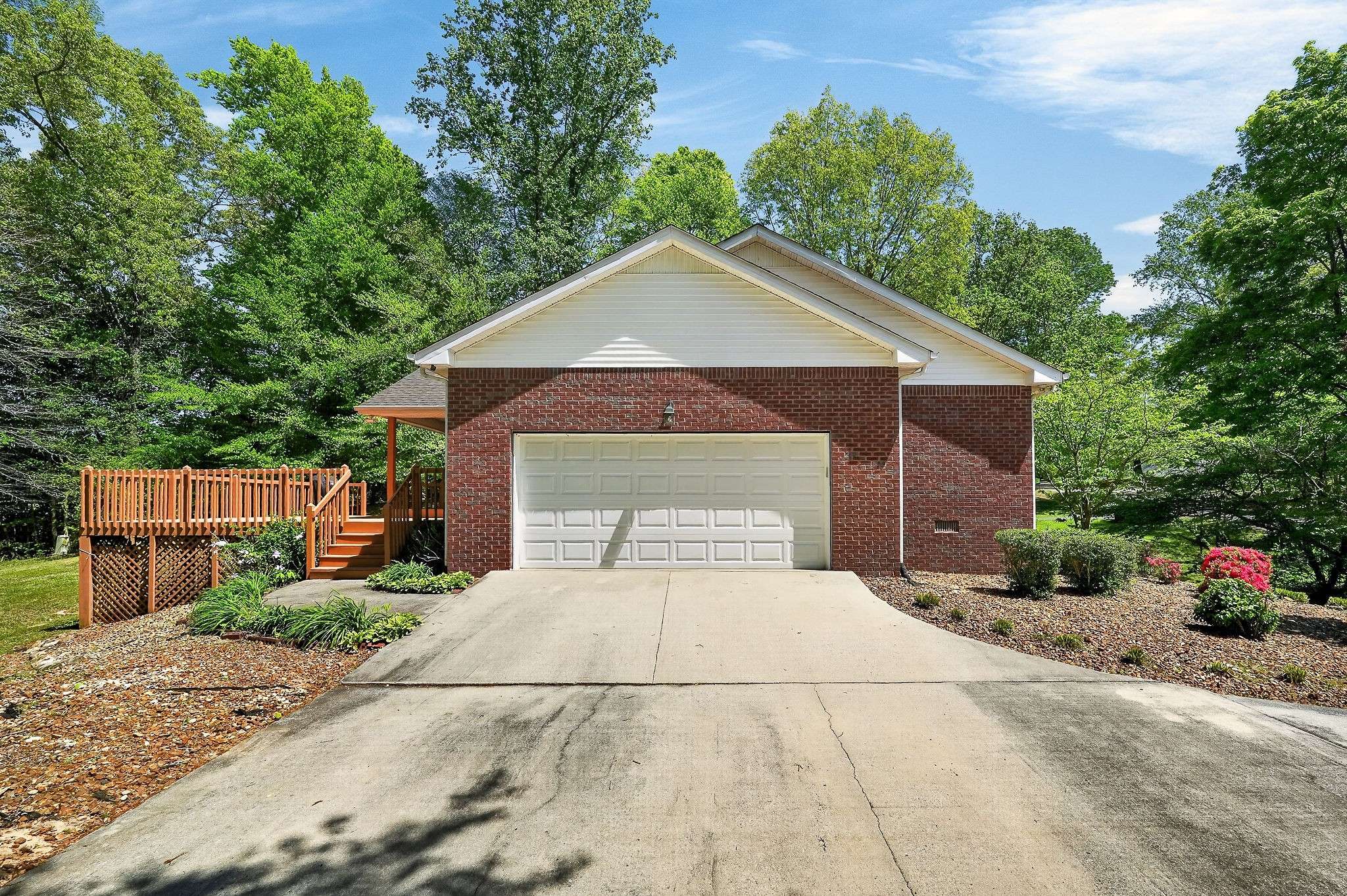 229 Hickory Blvd, Mcminnville, TN 37110