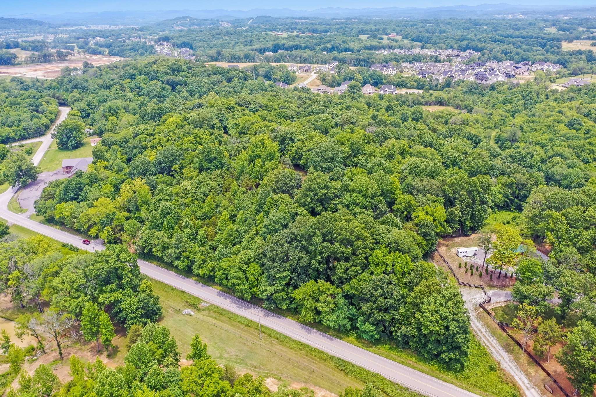6492 Arno College Grove Rd, College Grove, TN 37046