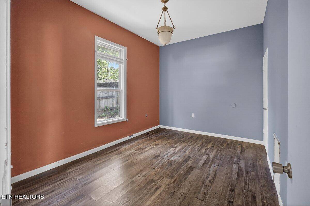 508 E Woodland Ave, Knoxville, TN 37917