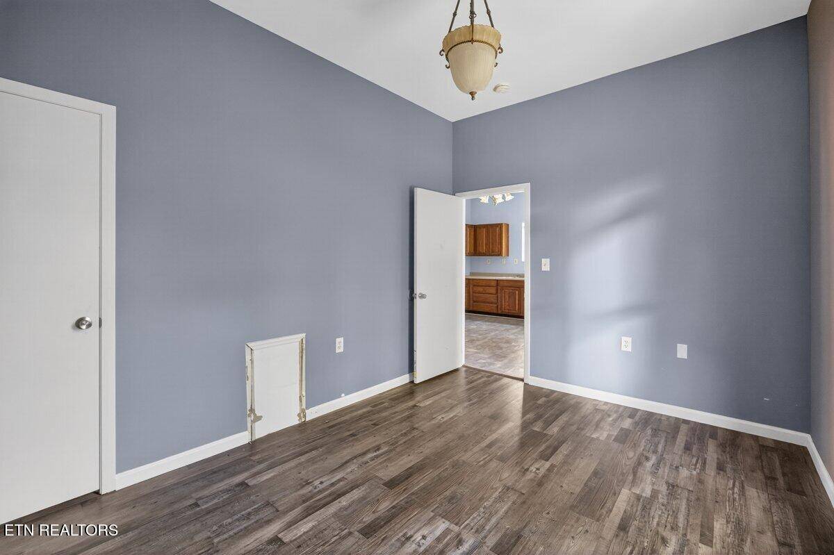 508 E Woodland Ave, Knoxville, TN 37917
