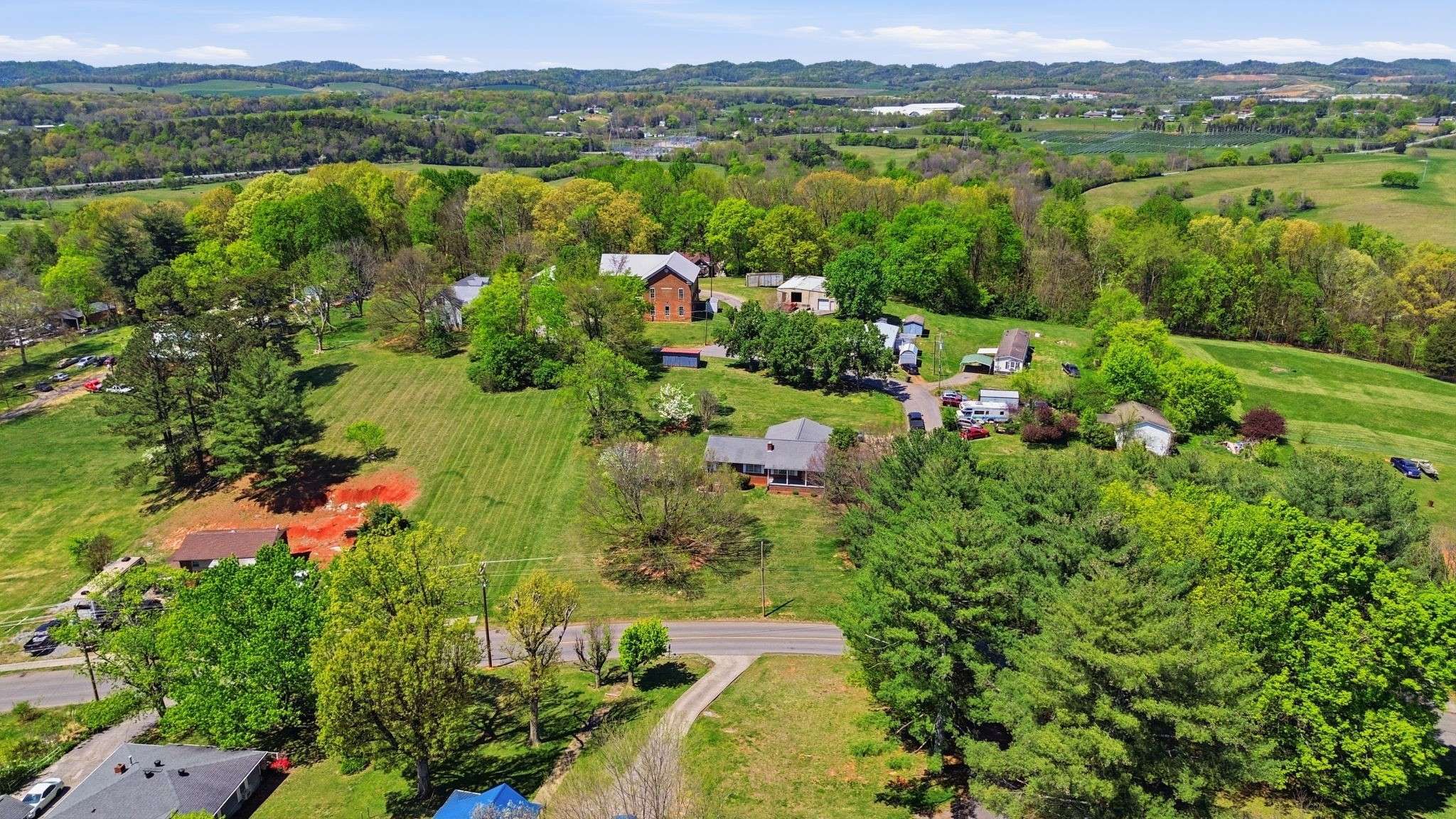 1605 College St, White Pine, TN 37890