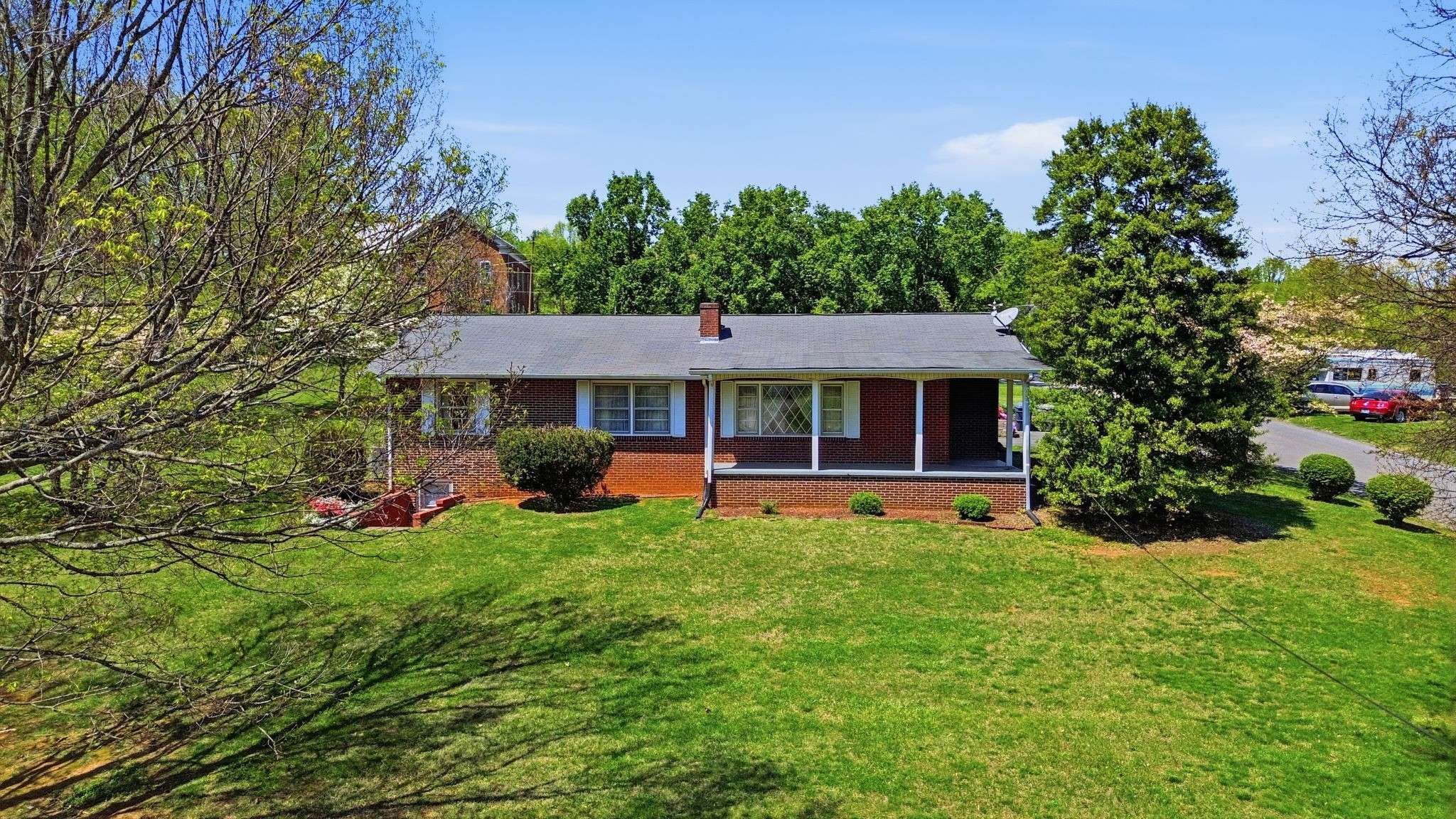 1605 College St, White Pine, TN 37890