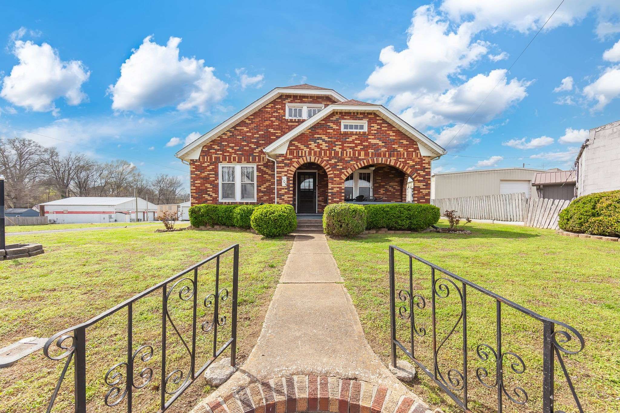 105 S Trenton St, Rutherford, TN 38369