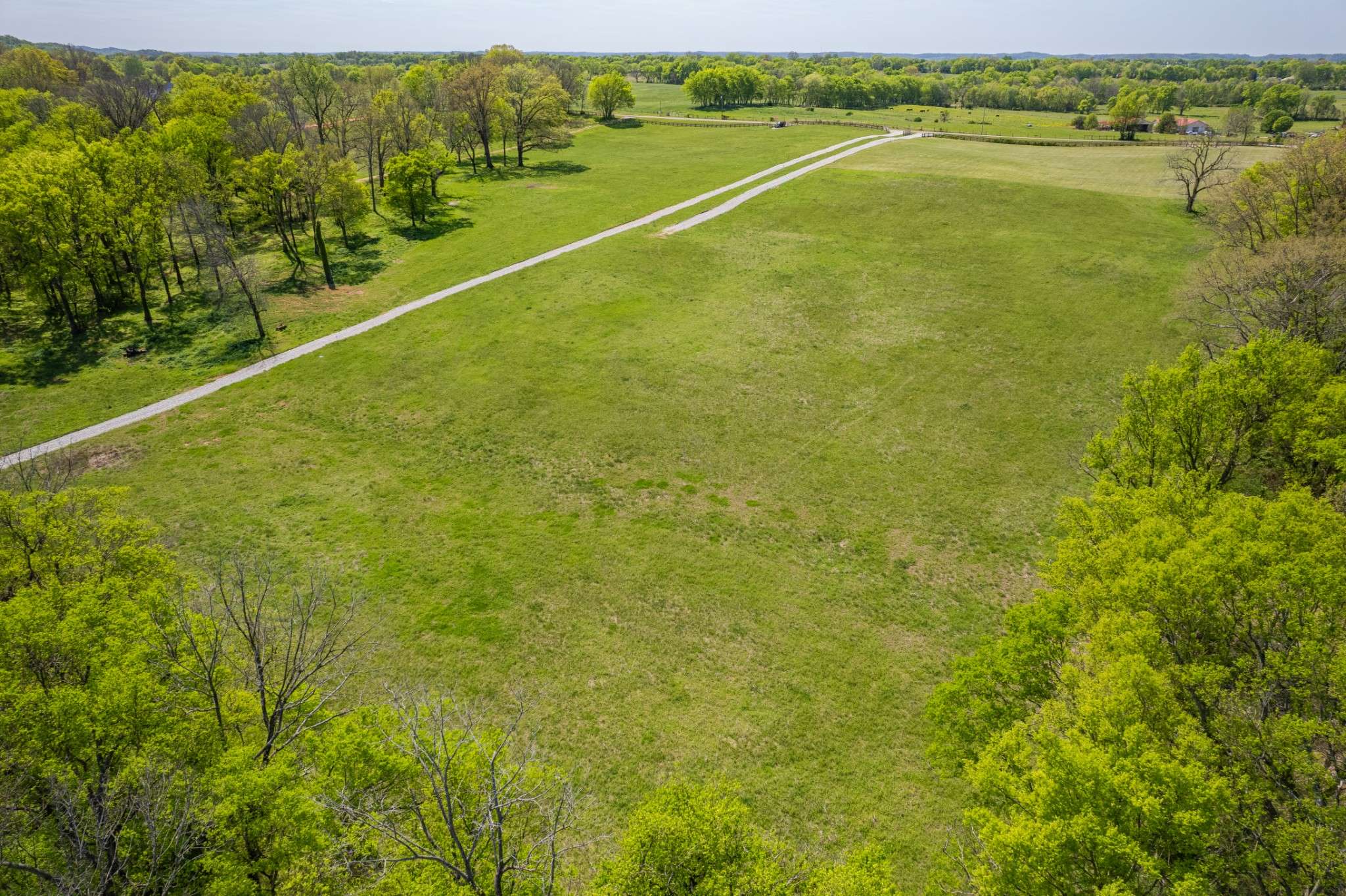 2 Old Zion Rd, Columbia, TN 38401