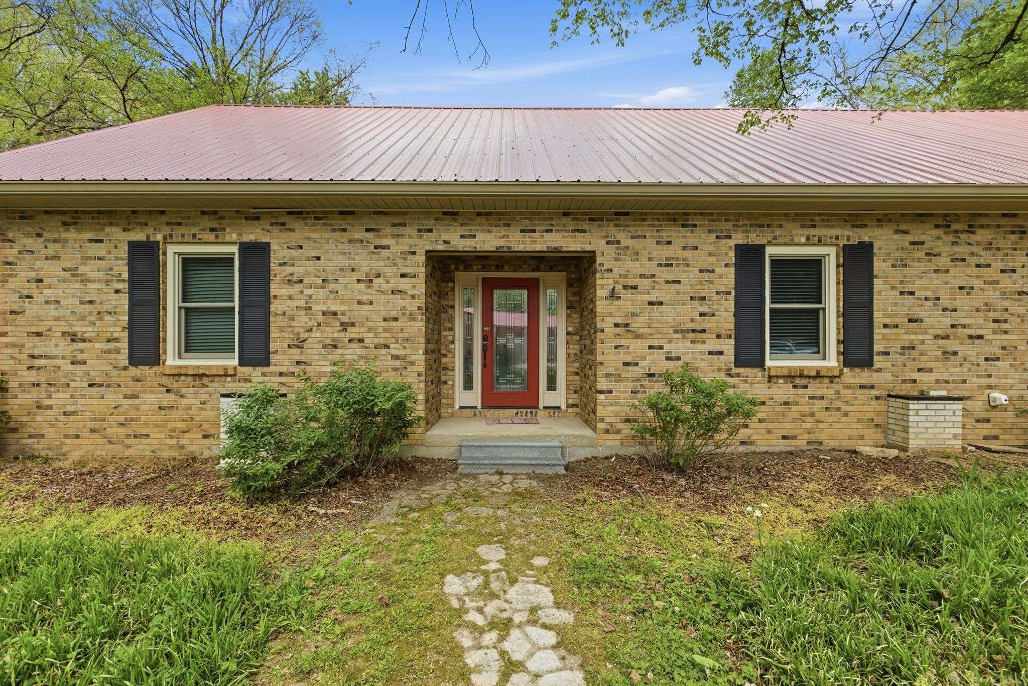 580 Defeated Creek Rd, Centerville, TN 37033