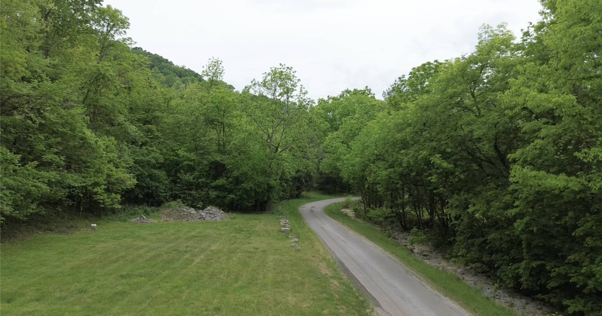0 Hackett Hollow Ln, Pleasant Shade, TN 37145