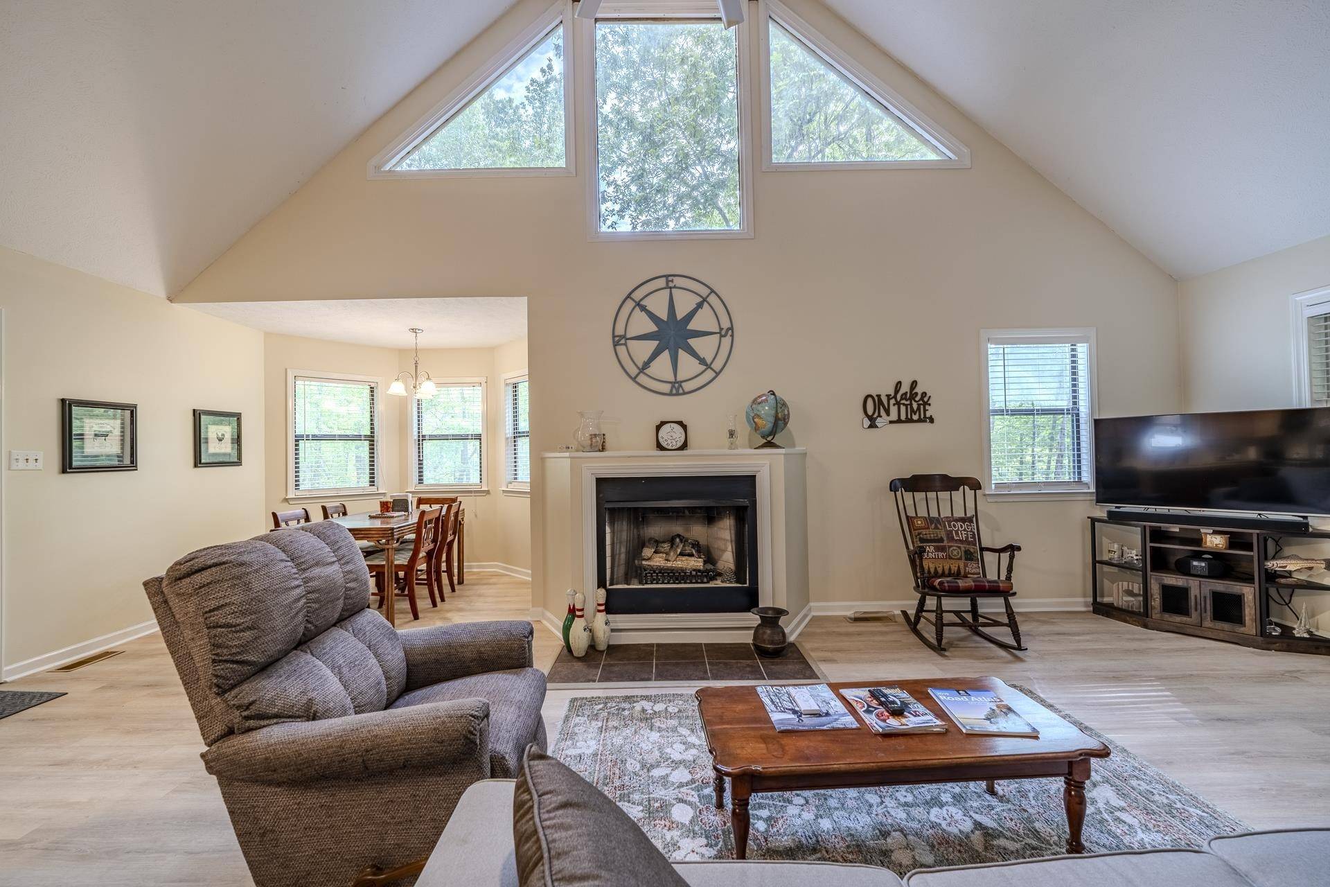 325 MURRAY LN, Counce, TN 38326