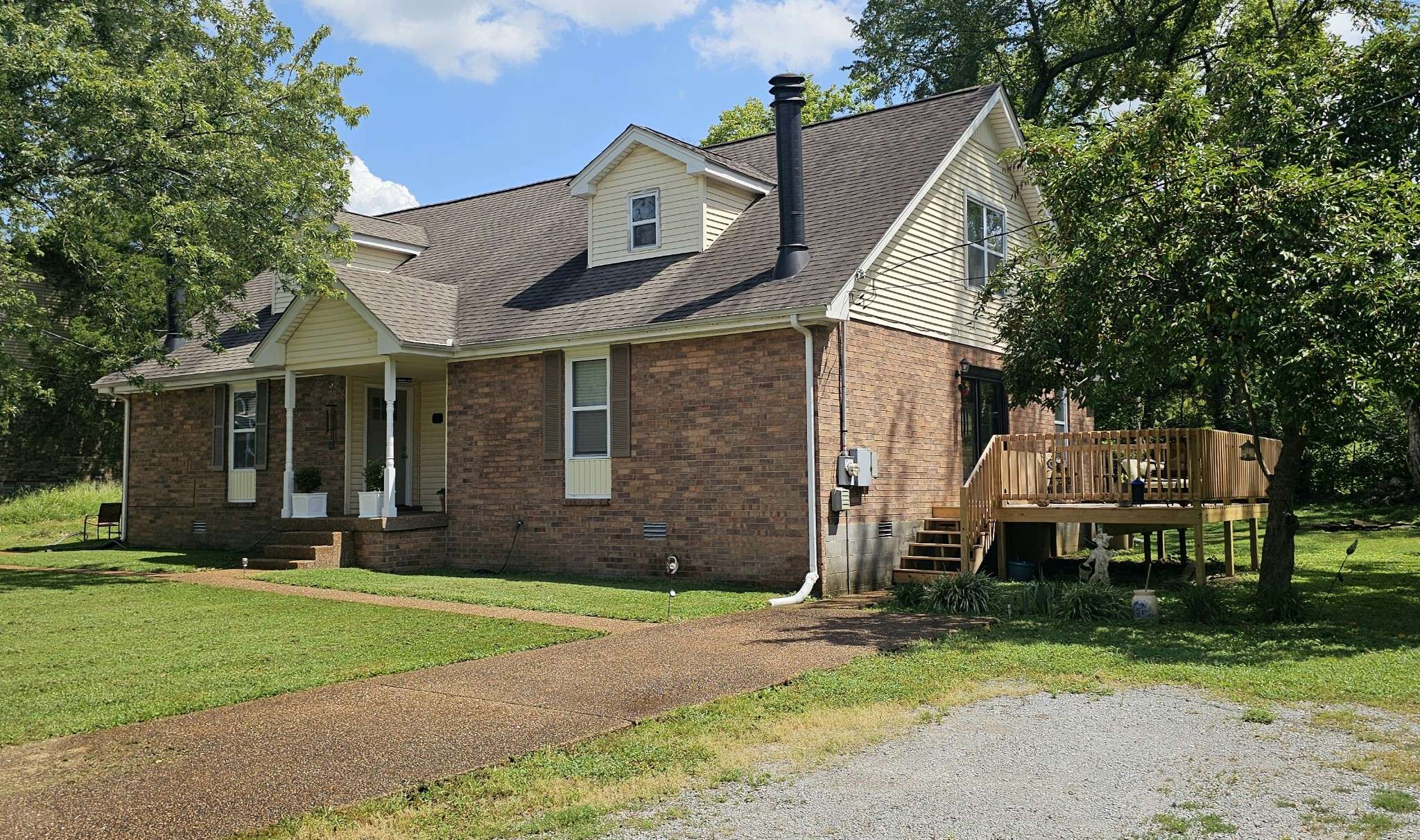 1126 Apple Valley Rd, Madison, TN 37115