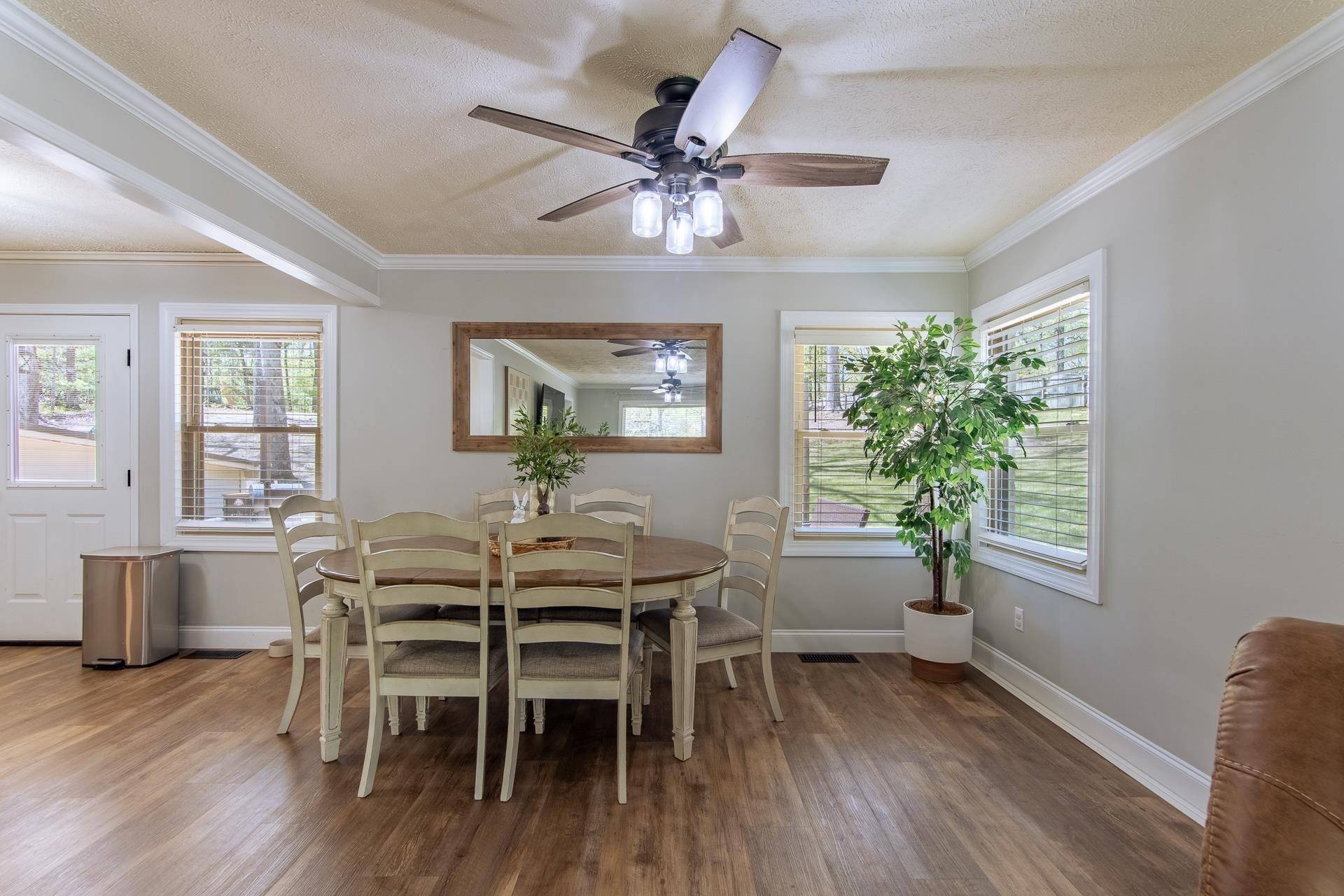 180 HORNER DR, Selmer, TN 38375