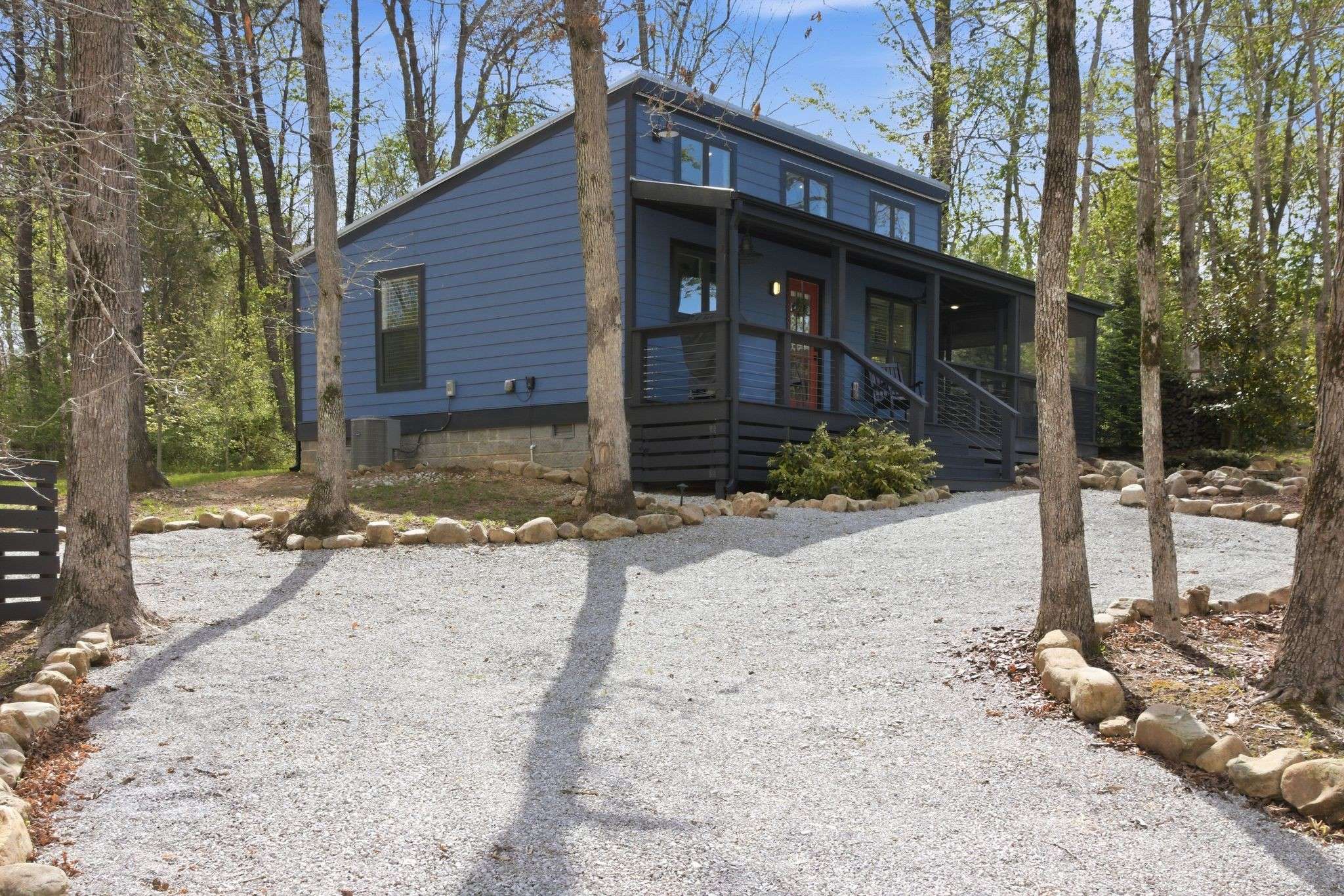 84 Lillypad Ln, Tracy City, TN 37387