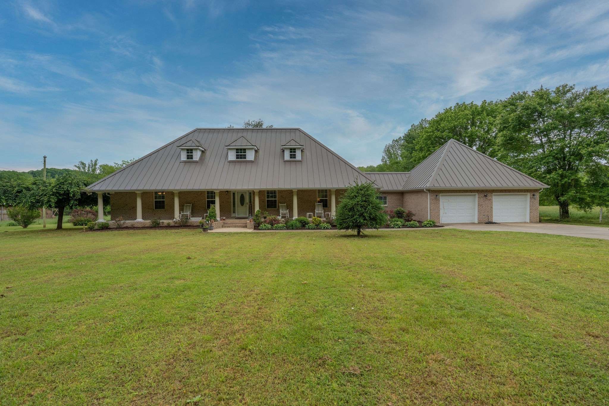 8276 Middle Butler Rd, Iron City, TN 38463