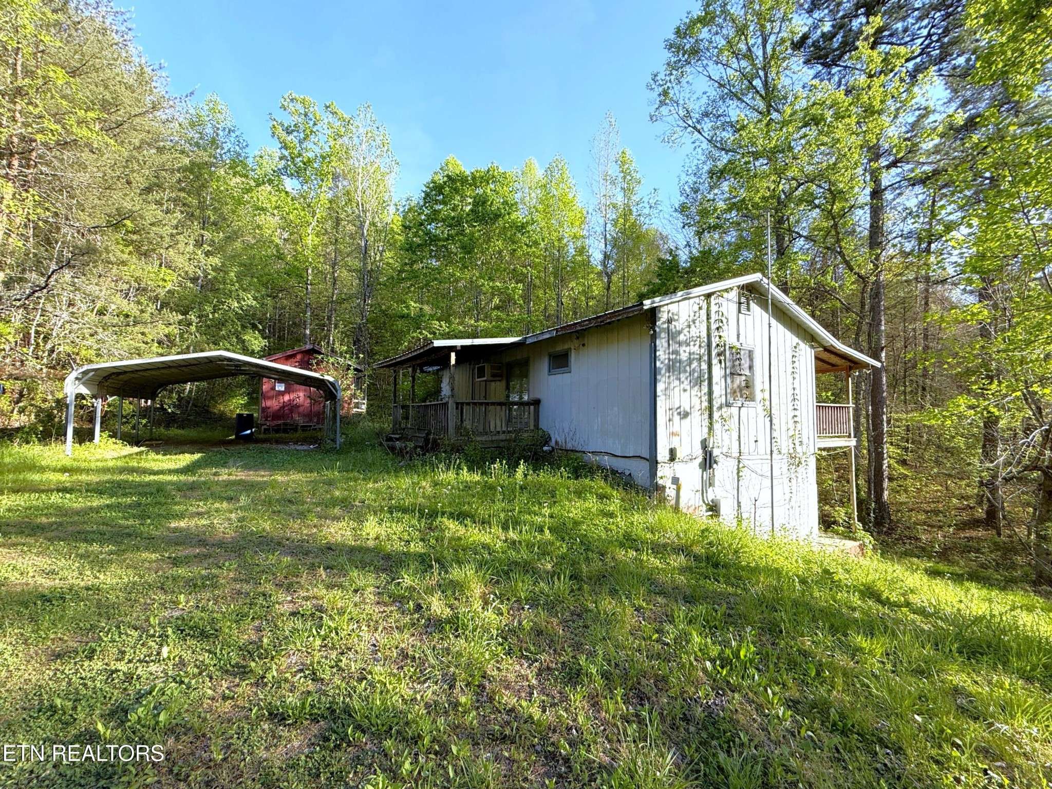 2930 Arch Way, Cosby, TN 37722
