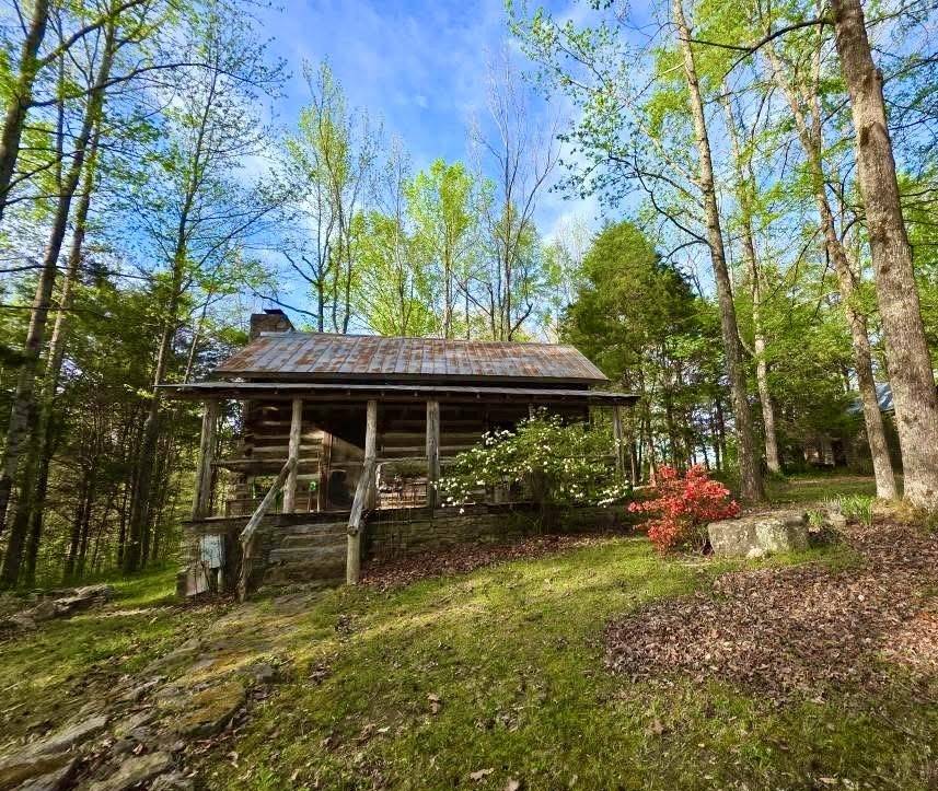 562 Junus Jackson Hollow Rd, Minor Hill, TN 38473