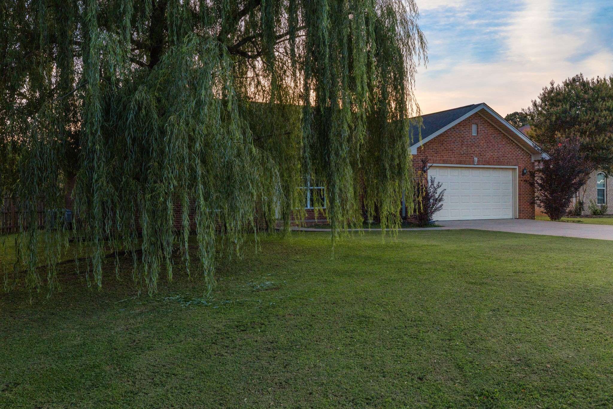 1952 Beverly Ave, Muscle Shoals, AL 35661