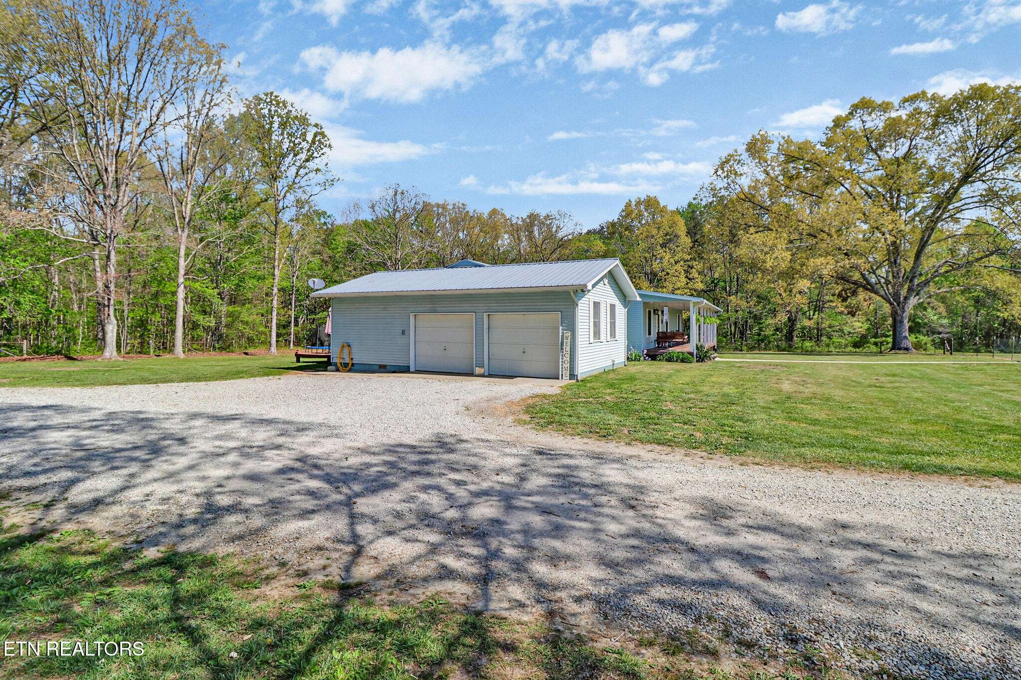 220 Old Gatewood Ford Rd, Jamestown, TN 38556