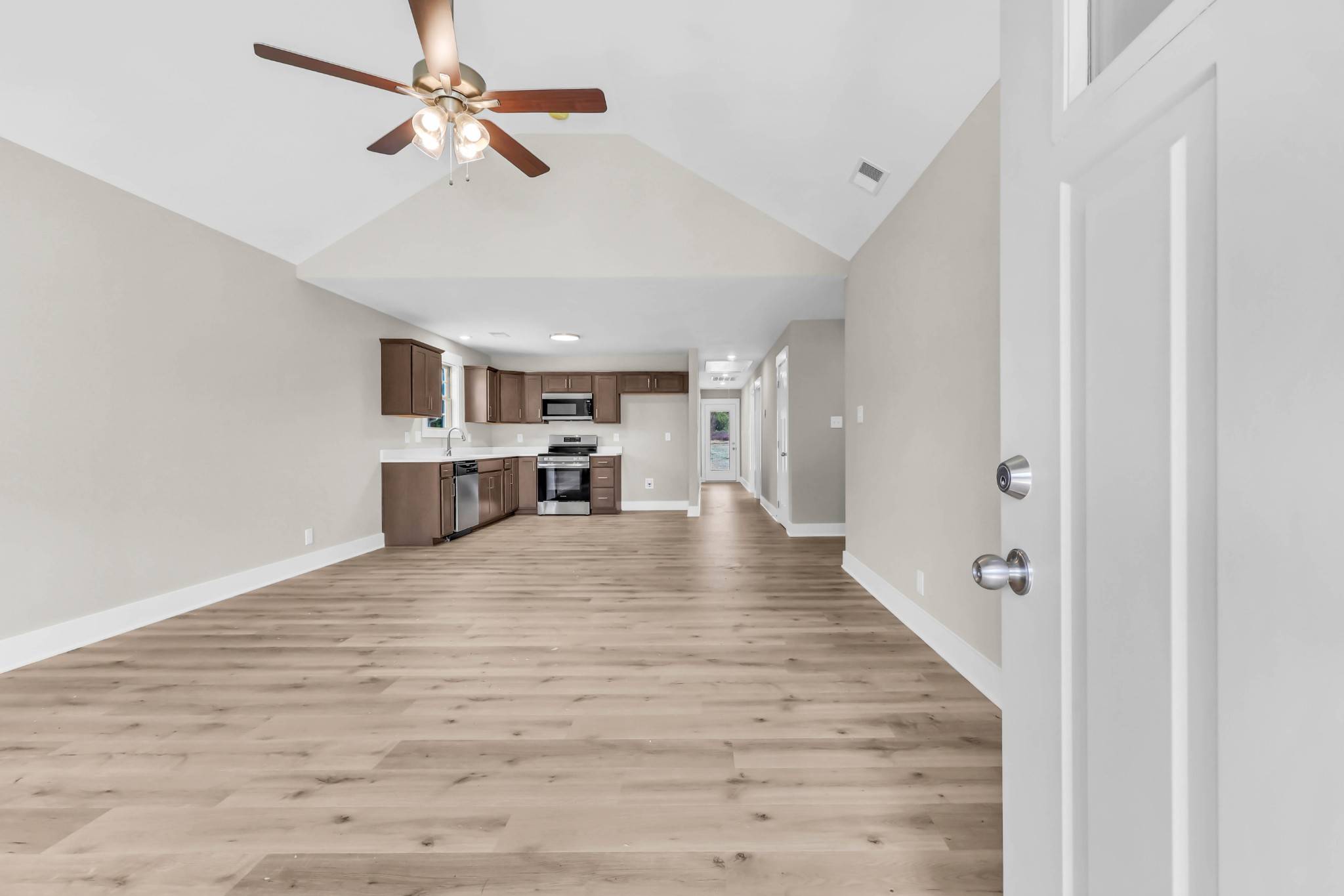 232 Arkansas Ave, Oak Grove, KY 42262