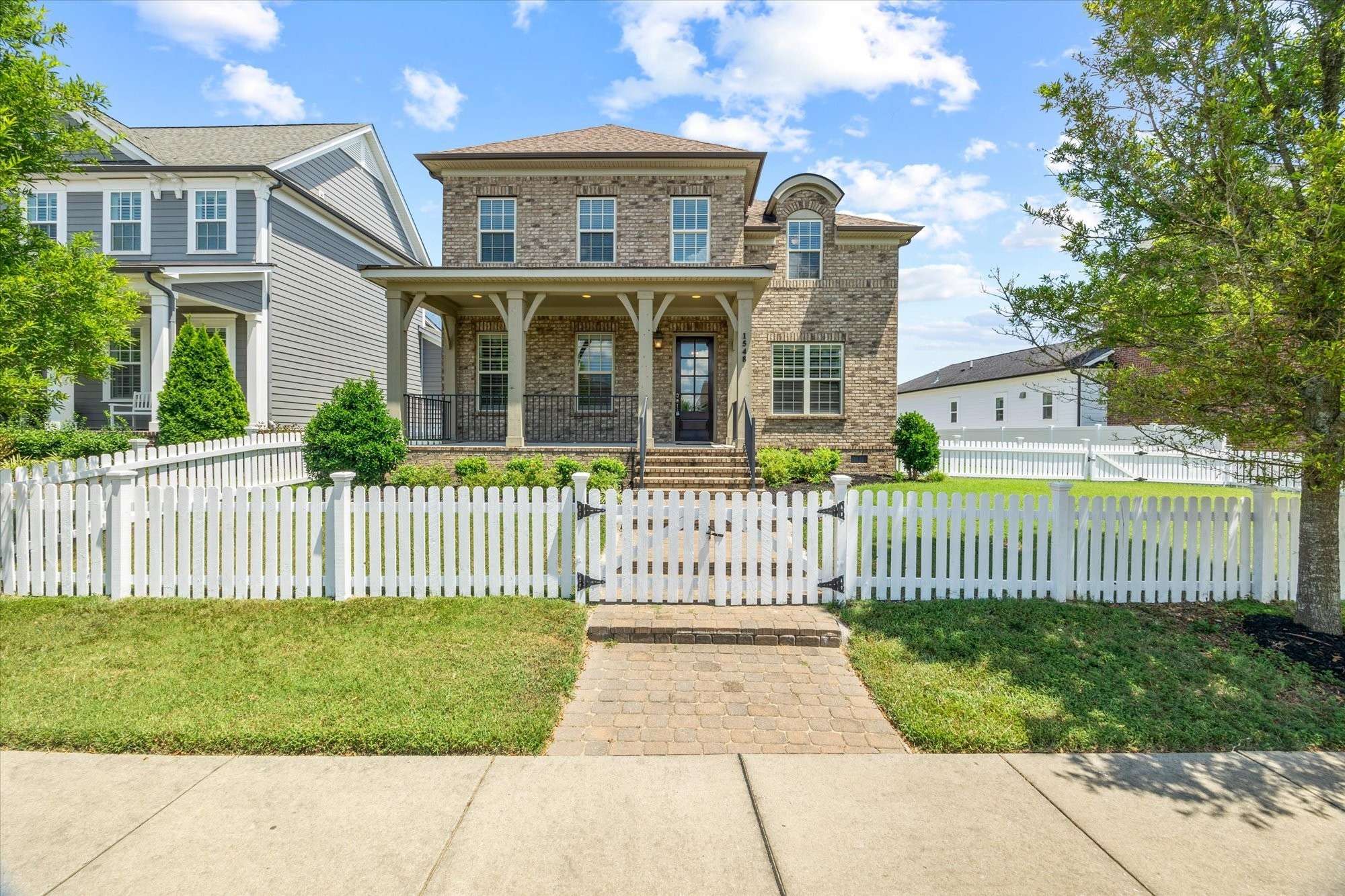 1548 Drakes Creek Rd, Hendersonville, TN 37075
