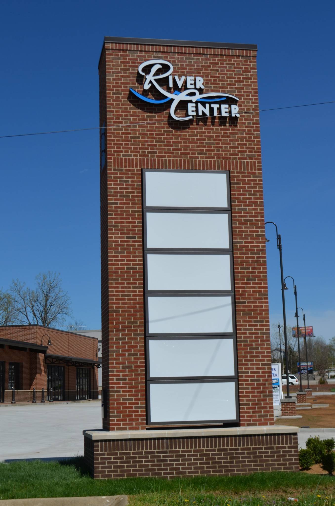 882 Kraft St, Clarksville, TN 37040