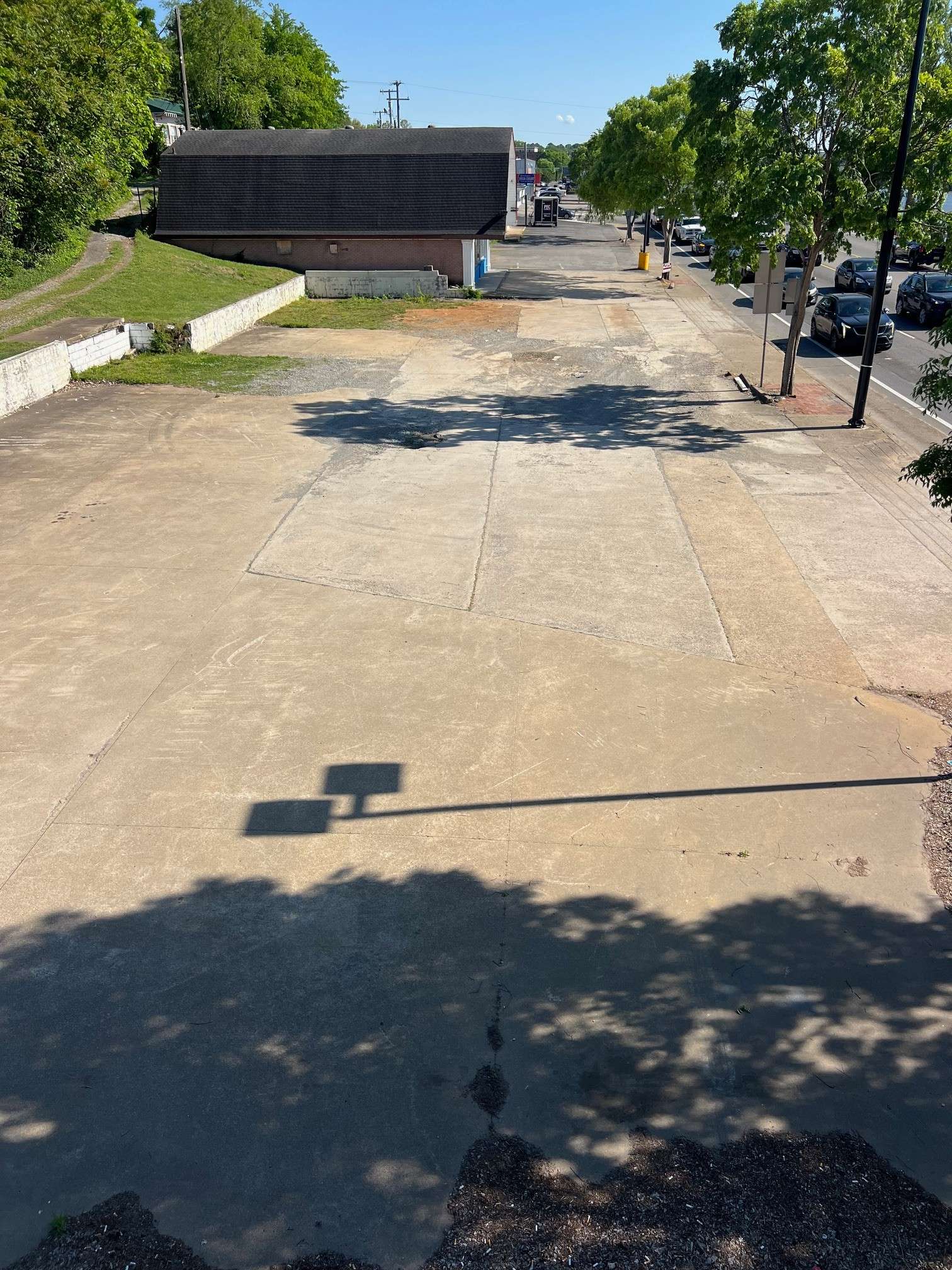 261 N Riverside Dr, Clarksville, TN 37040
