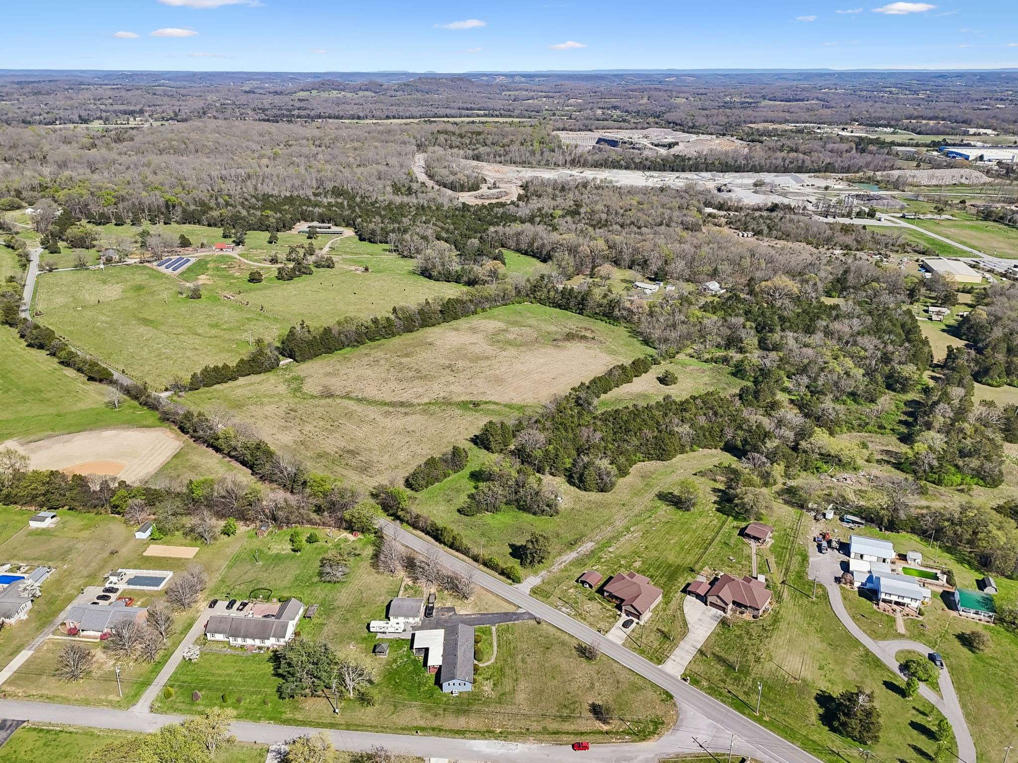 1 Horse Mountain Rd, Shelbyville, TN 37160
