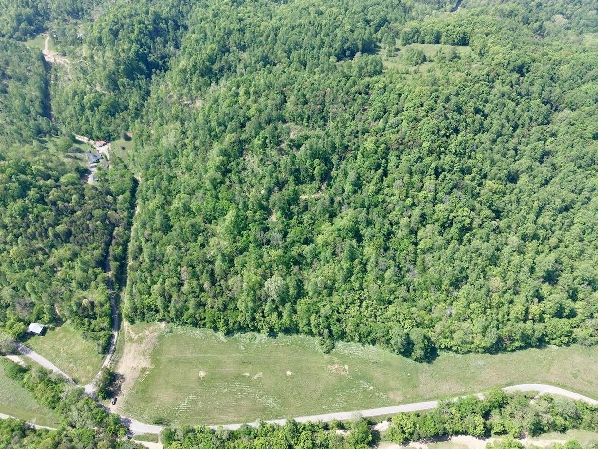4 Big Hill Rd, Liberty, TN 37095