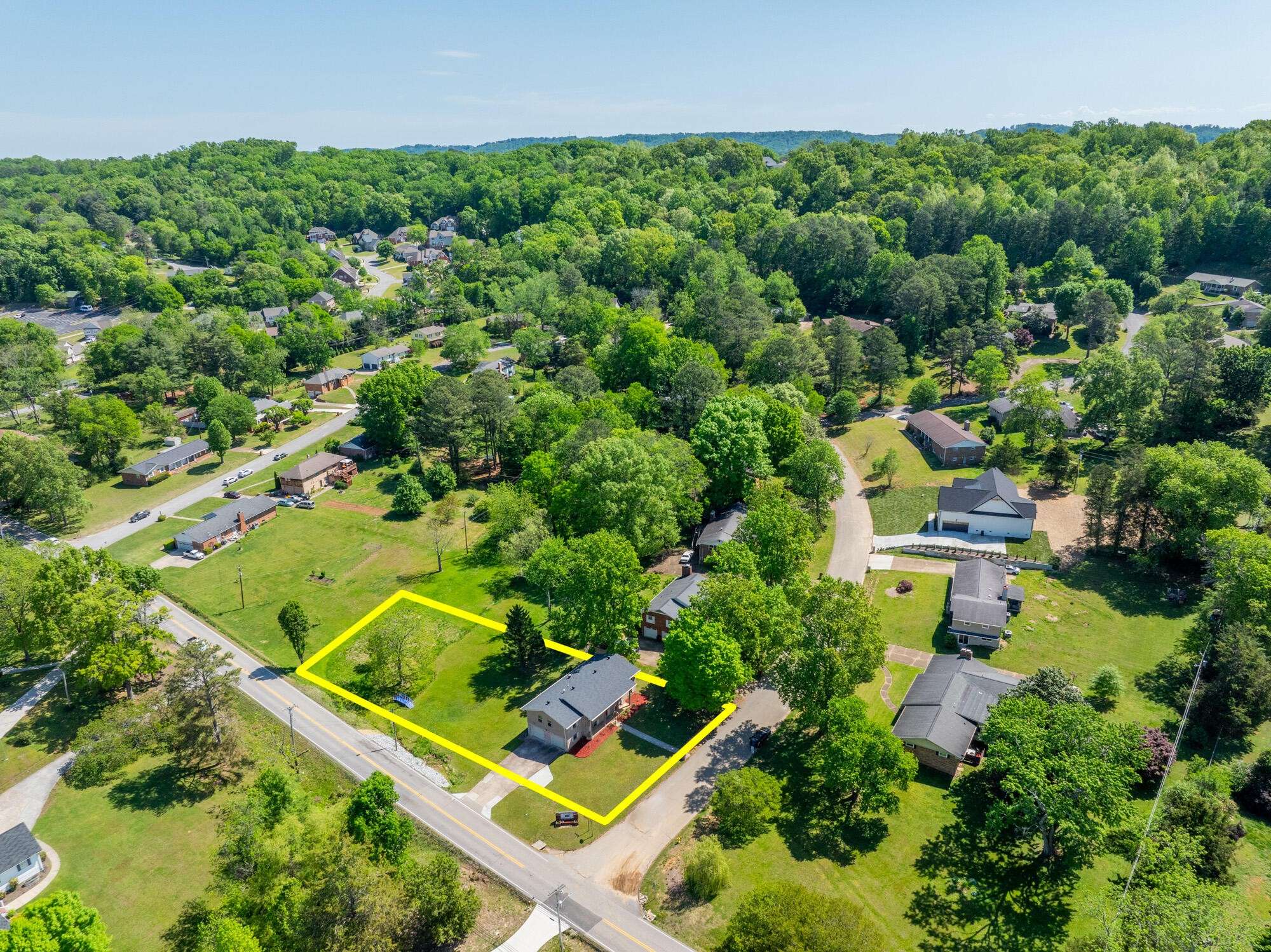 1701 Ray Jo Circle, Chattanooga, TN 37421