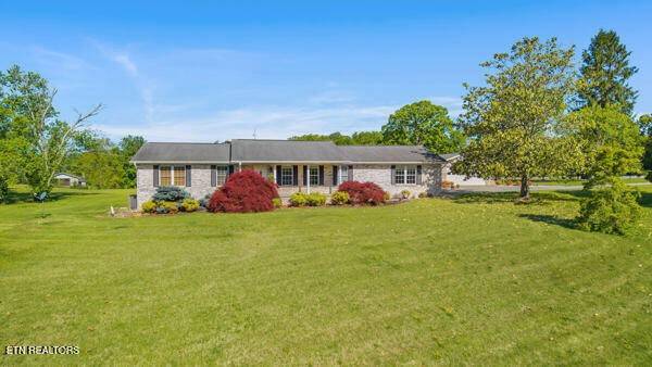 5208 John Hall Rd, Knoxville, TN 37920