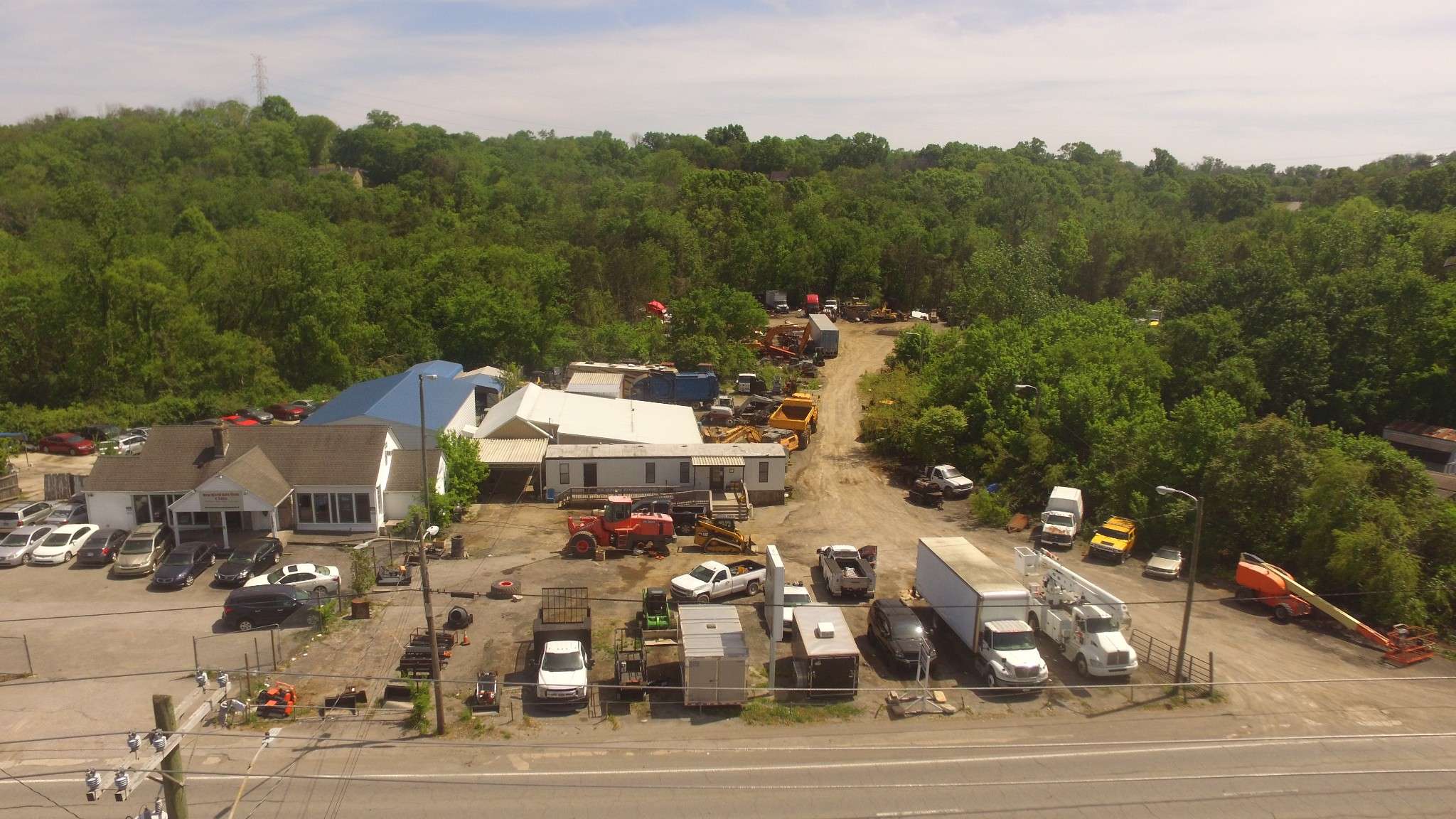 1294 S Dickerson Rd, Goodlettsville, TN 37072