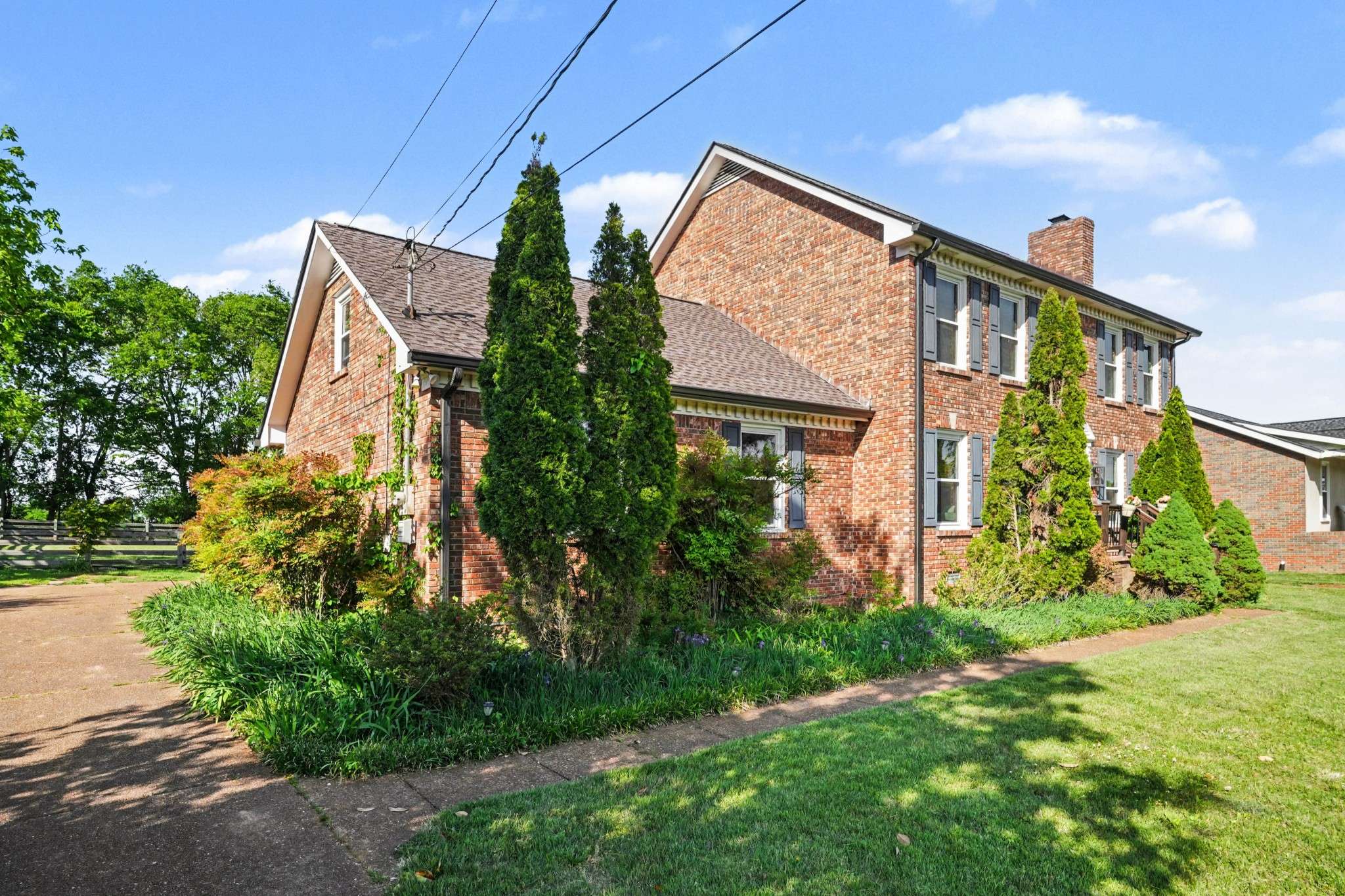 224 Brookhaven Dr, Gallatin, TN 37066