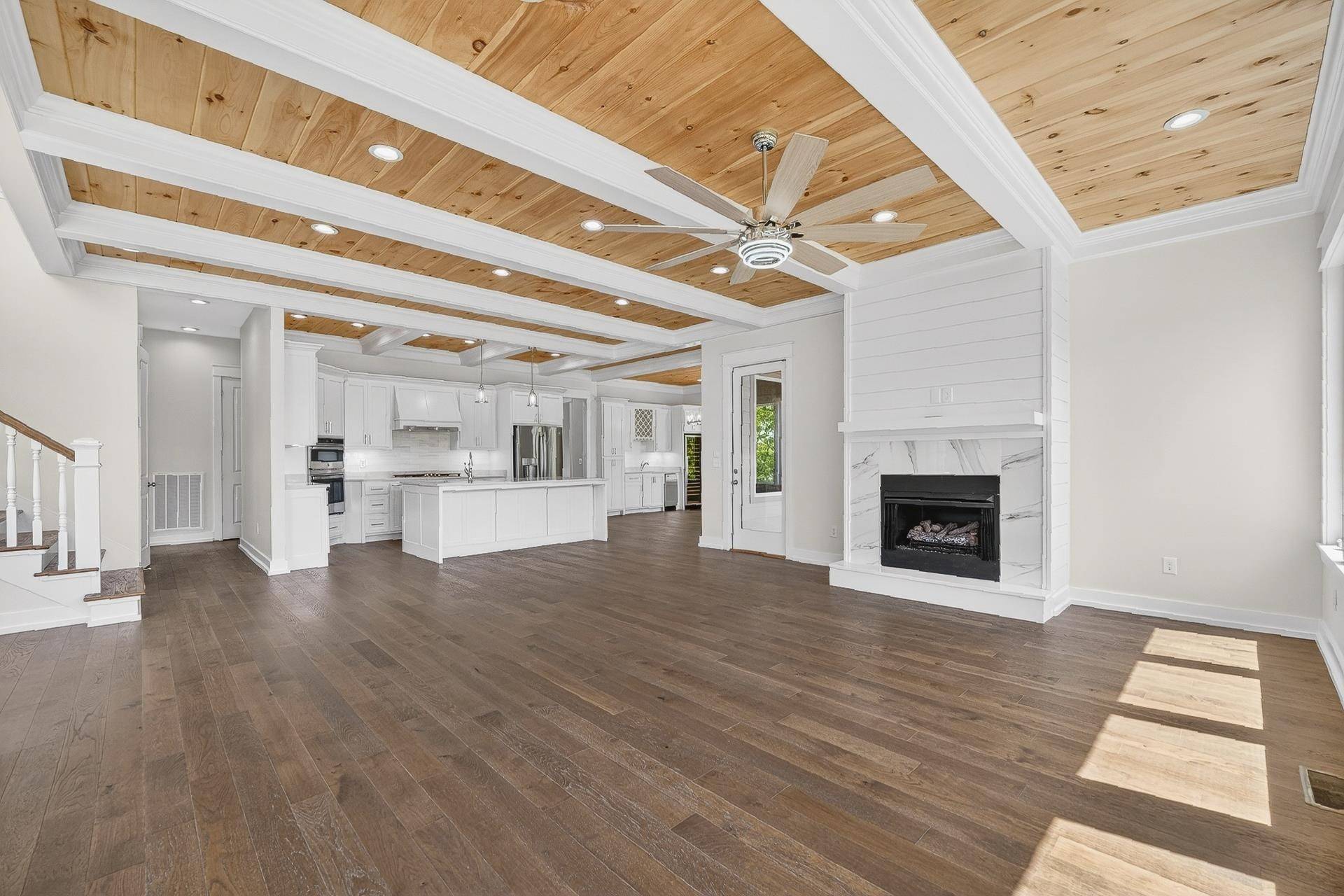 205 PIONEER TRL, Savannah, TN 38372