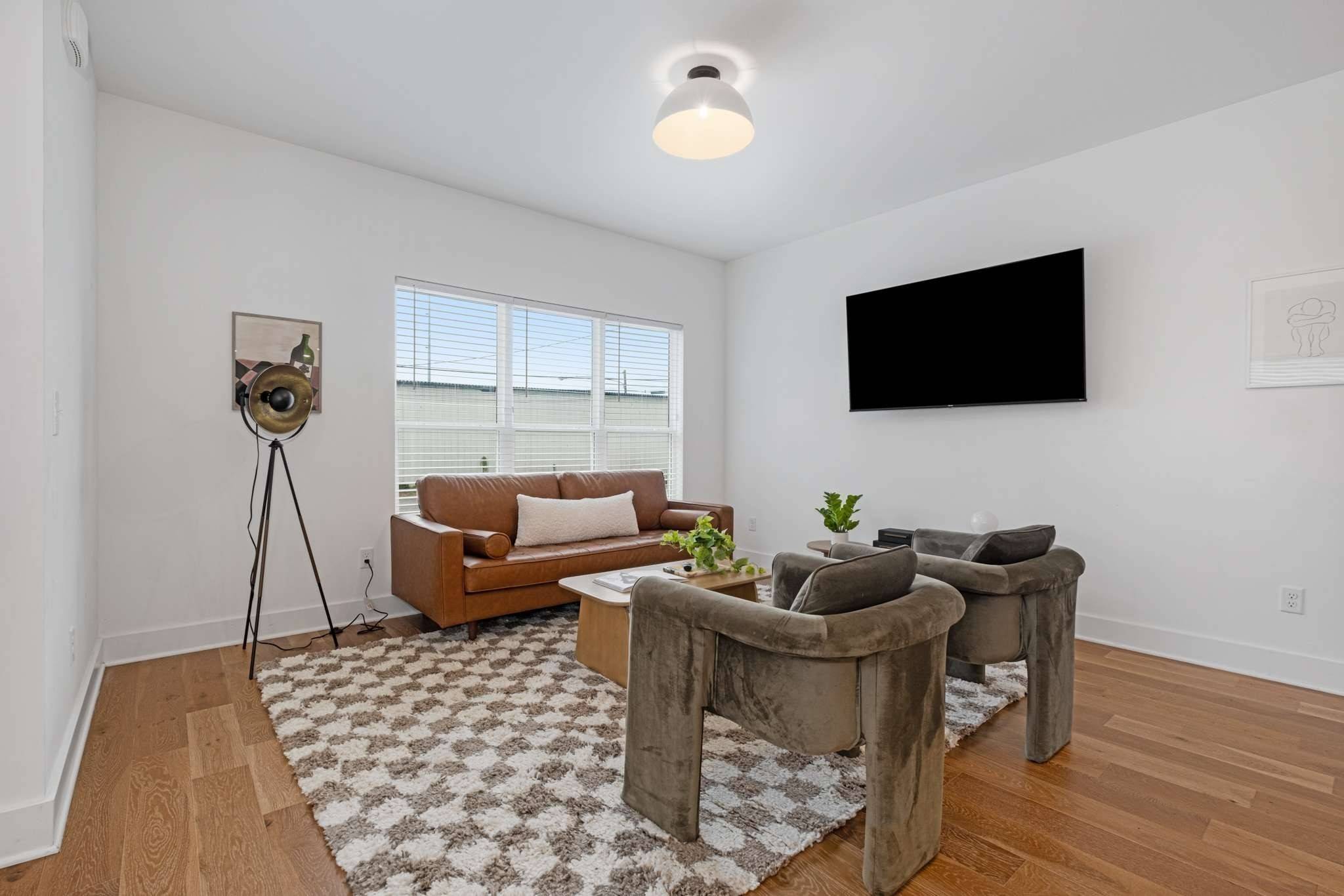 606A 41st Ave #N, Nashville, TN 37209
