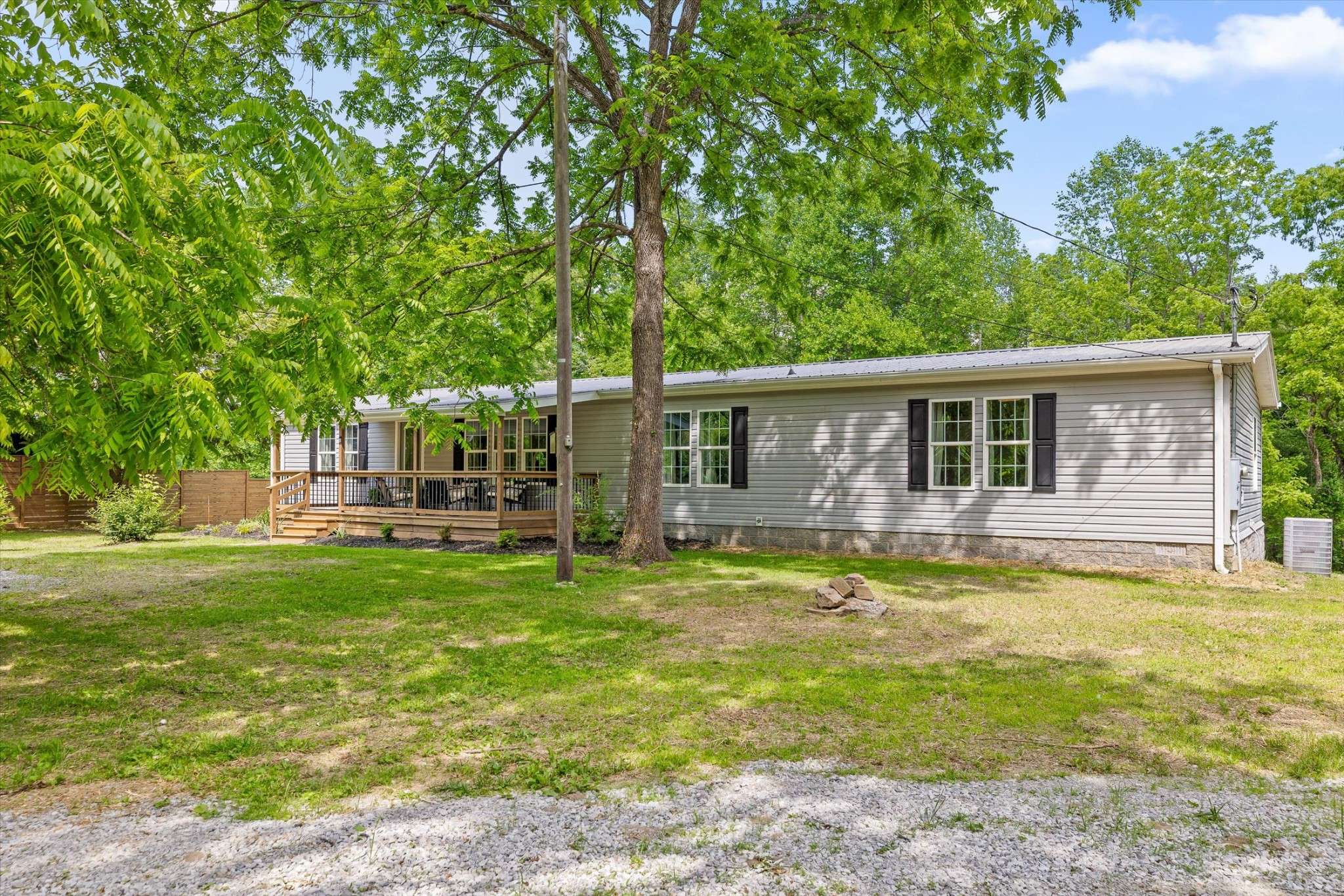 96 Morrison Rd, Gruetli Laager, TN 37339